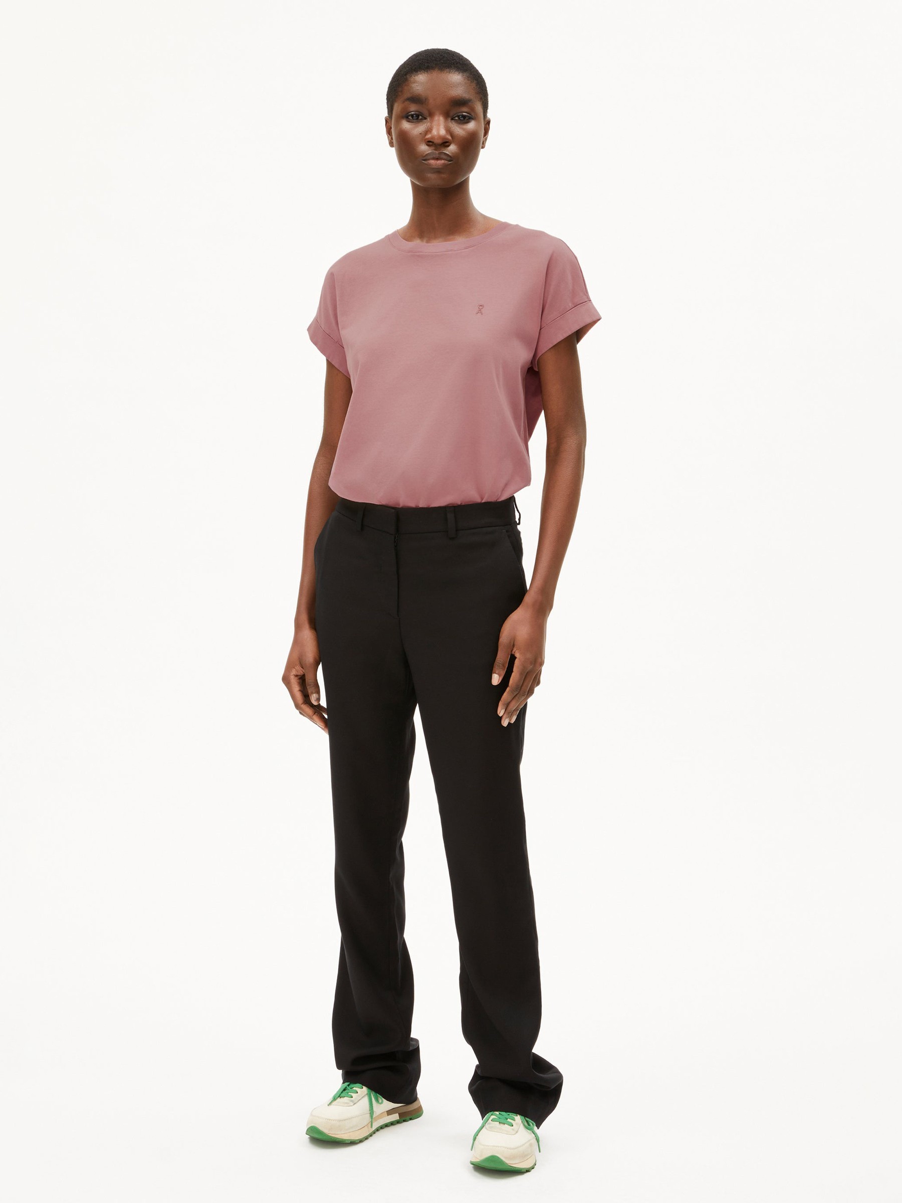 T-Shirt Idaara light berry Armedangels