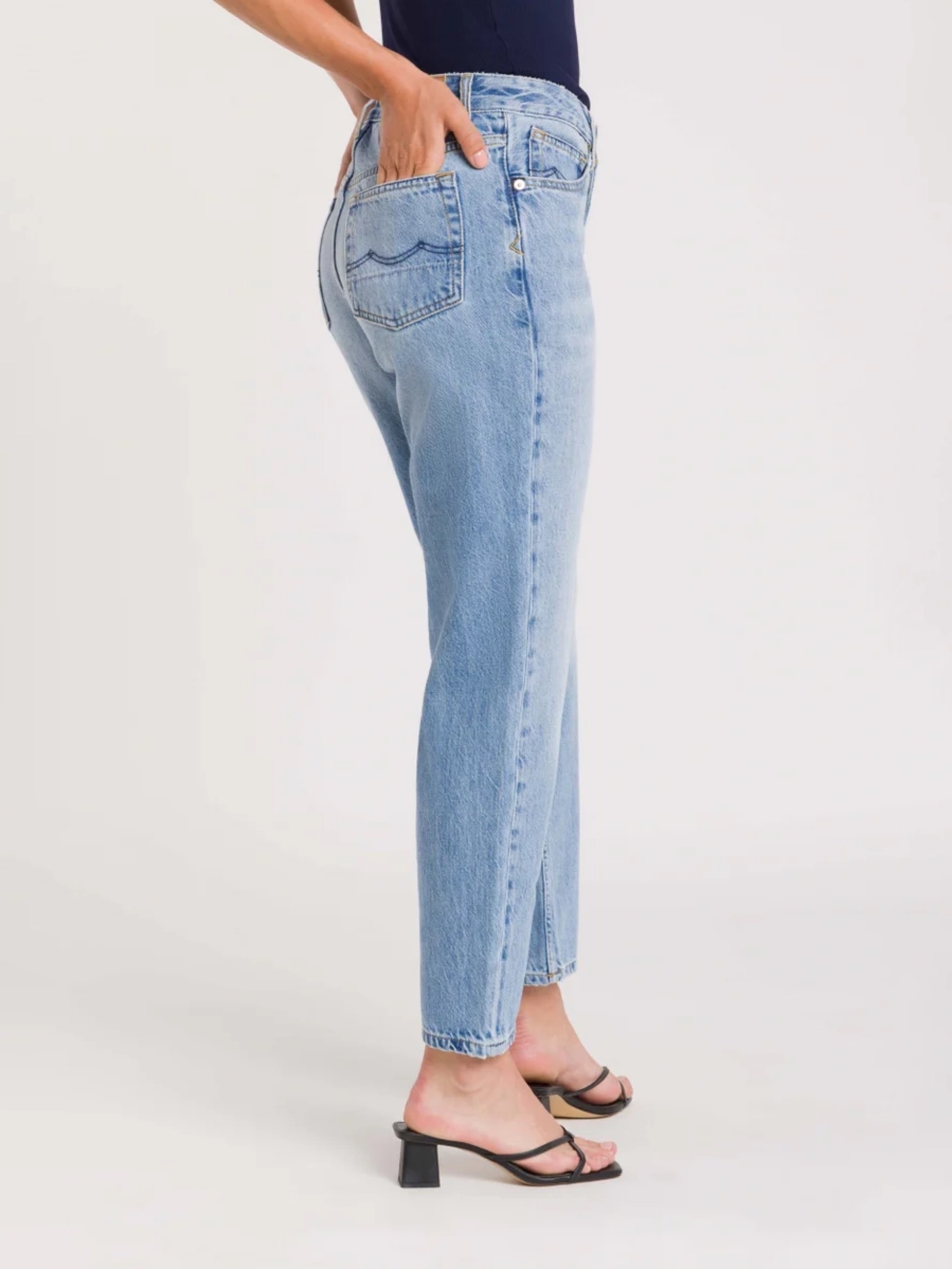 Jeanshose Caroline blue reef super light used Kings of Indigo – K.O.I.