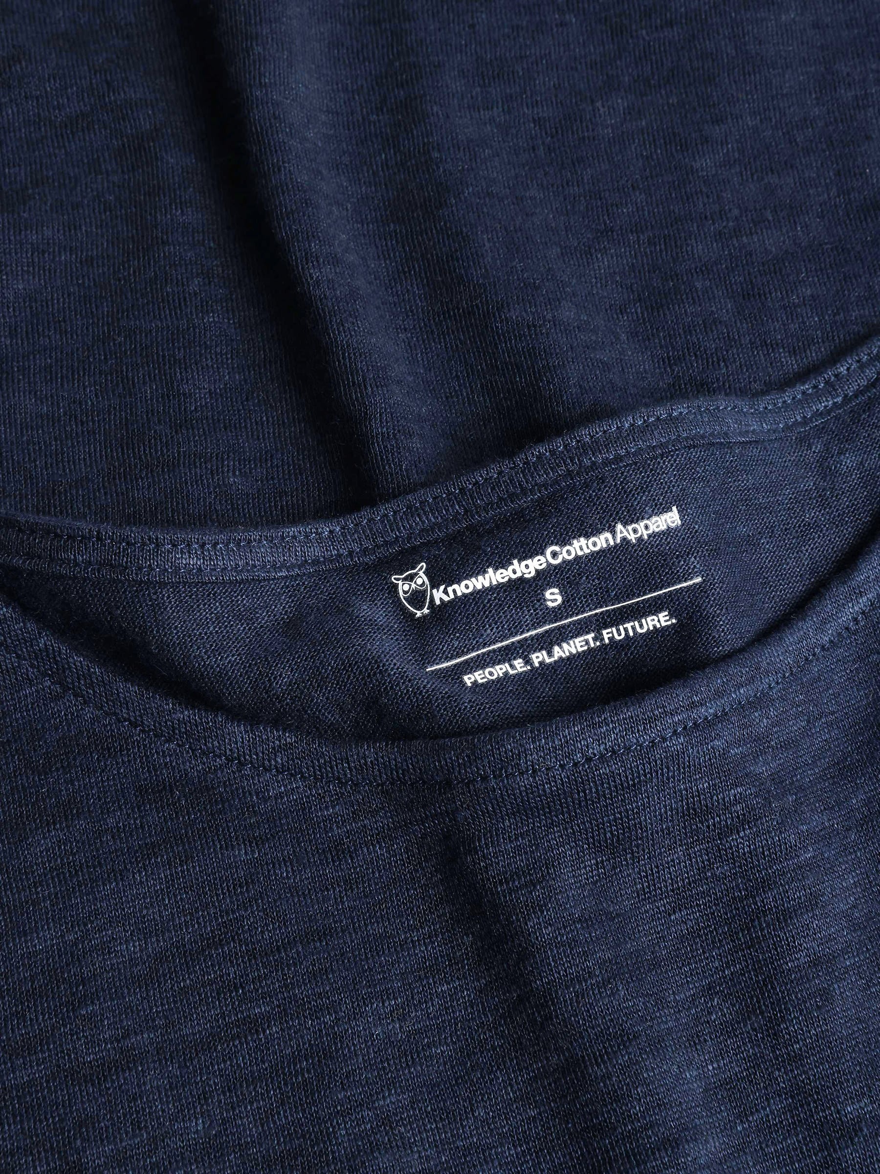 Top Loose Fold Up Linen T-Shirt total eclipse Knowledge Cotton Apparel