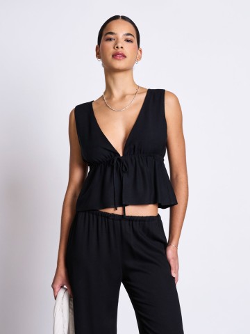 Tie Top Vester black Jan 'n June