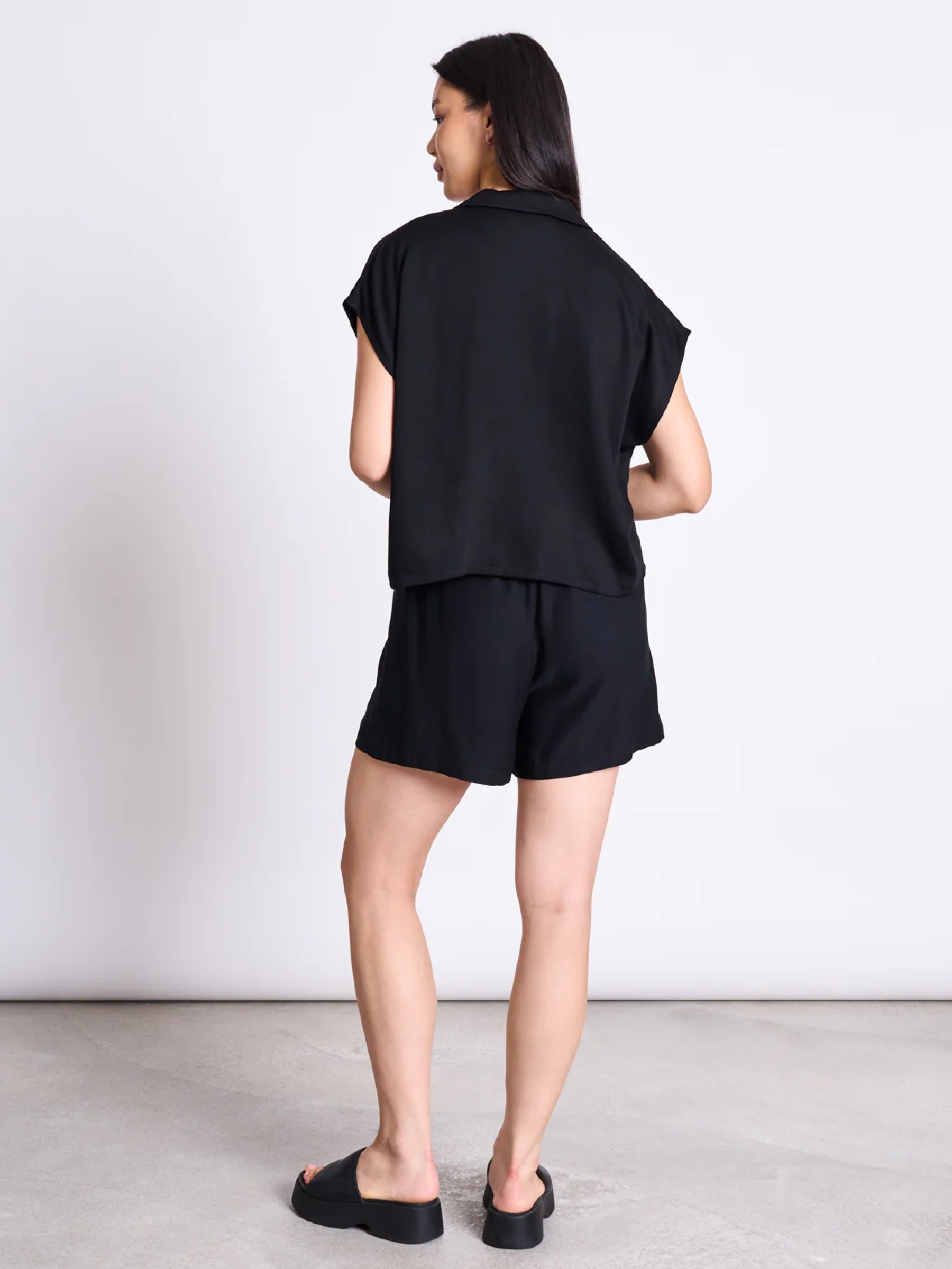 Kurze Hose Drawstring Shorts Lov black Jan 'n June