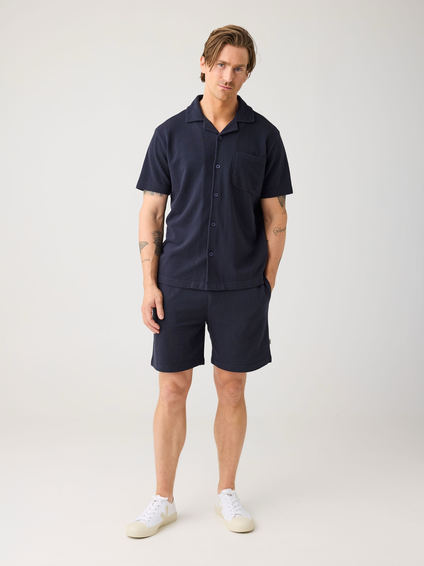 Kurzarmhemd Box Fit Short Sleeve Bouclé Shirt night sky Knowledge Cotton Apparel