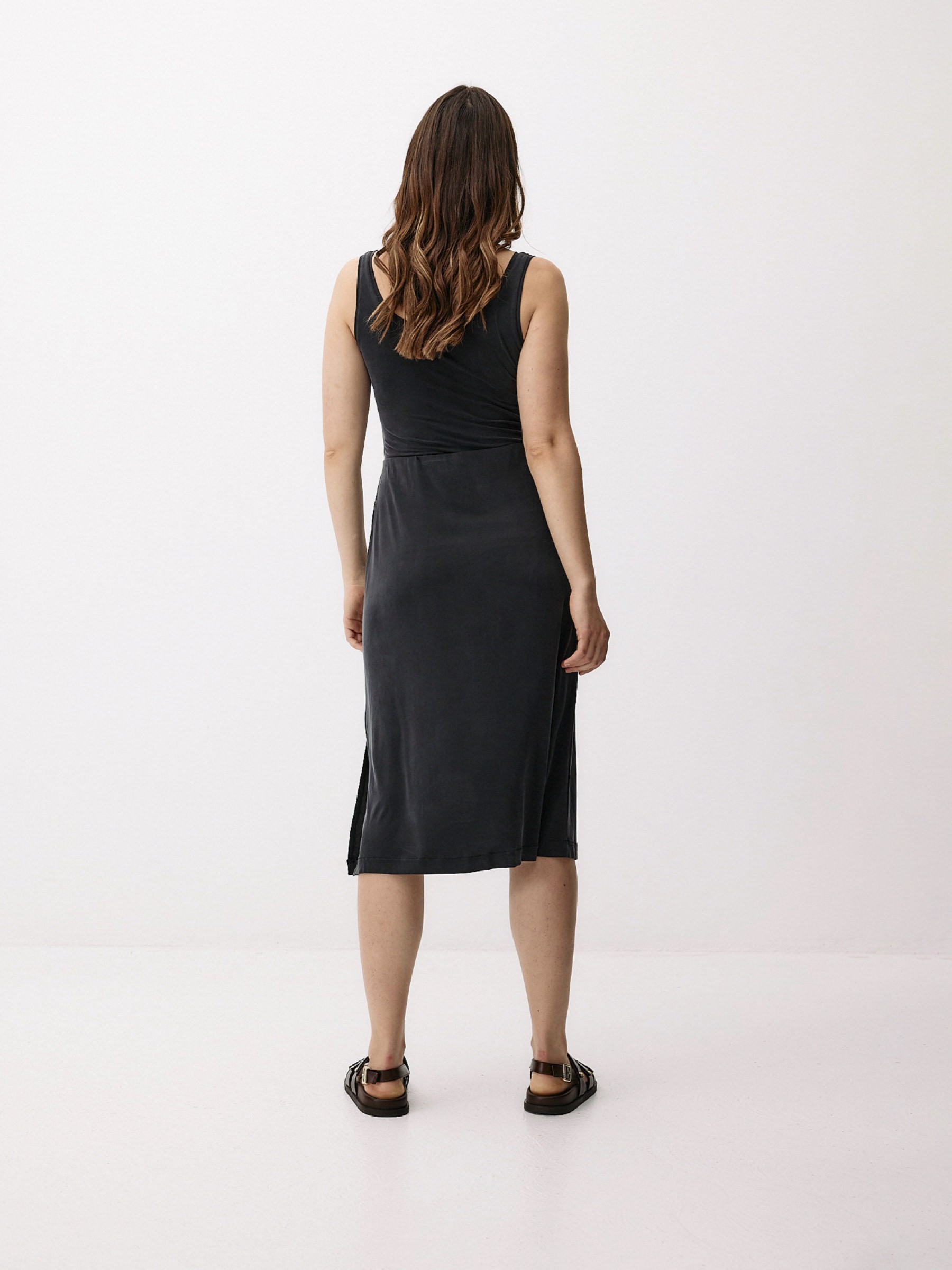 Rock Cupro Midi Skirt graphite Moya Kala