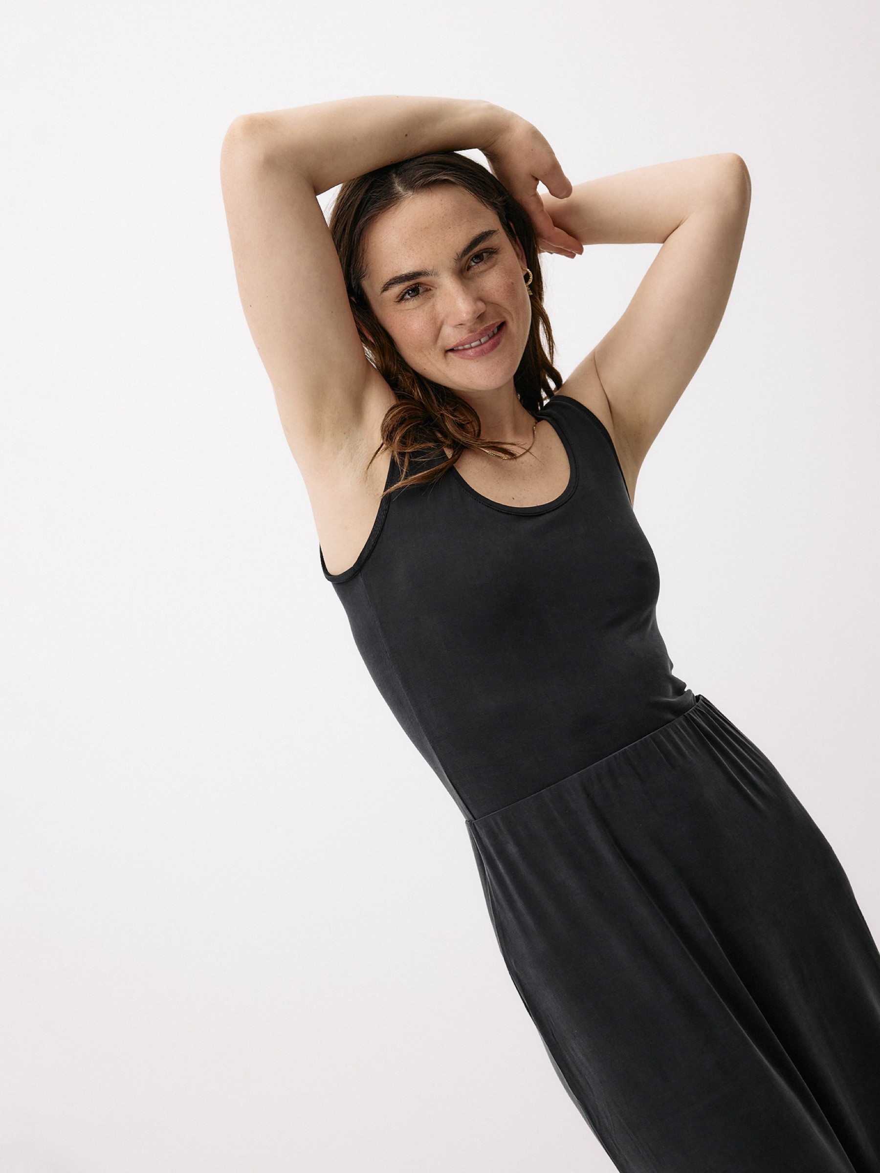 Rock Cupro Midi Skirt graphite Moya Kala