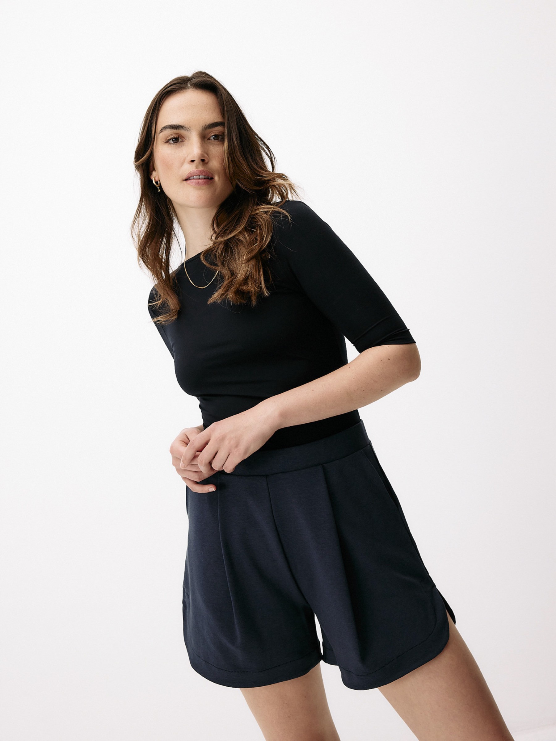 T-Shirt Neo Classic Half Sleeve black intense Moya Kala
