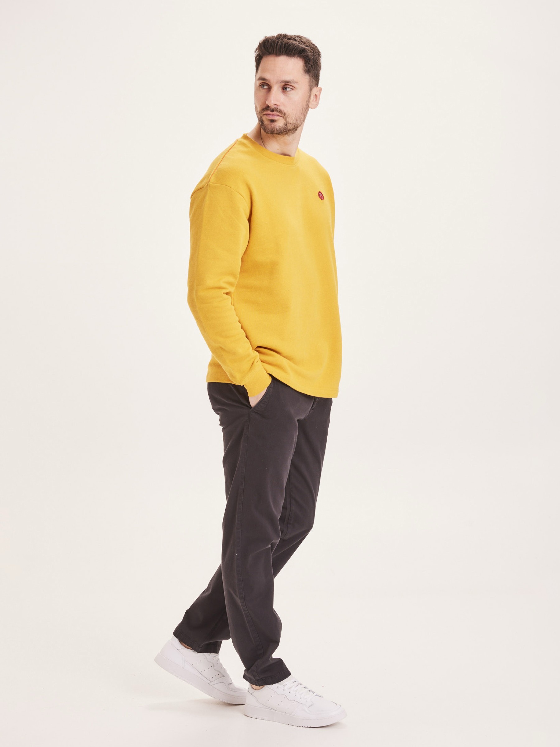 Hose Chuck Regular Stretch Chino Pant black jet Knowledge Cotton Apparel