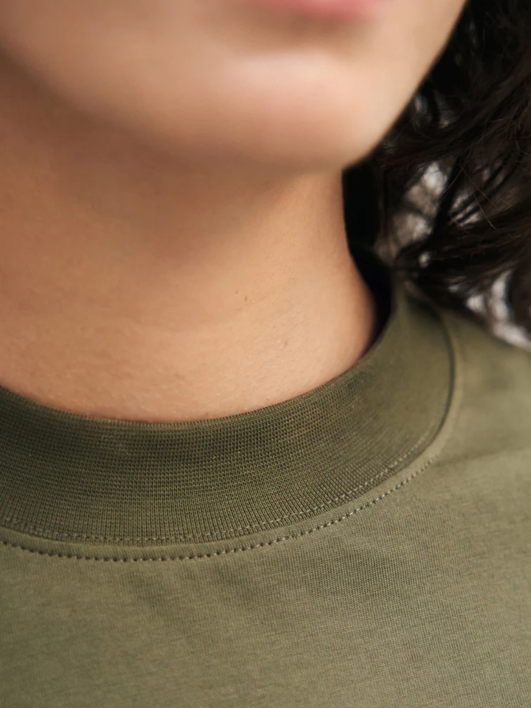 Big Collar T-Shirt fir green Rotholz