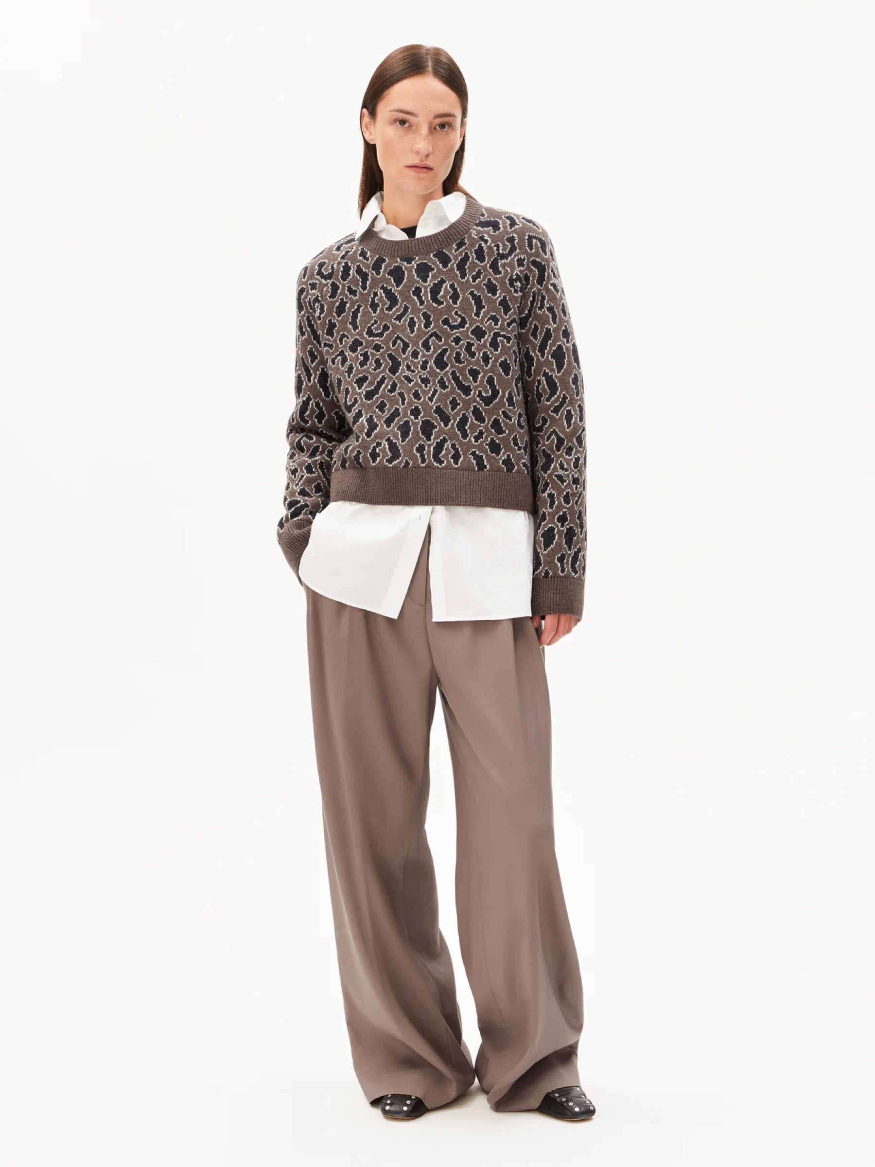 Pullover Diliriaa Leopaa walnut cream Armedangels