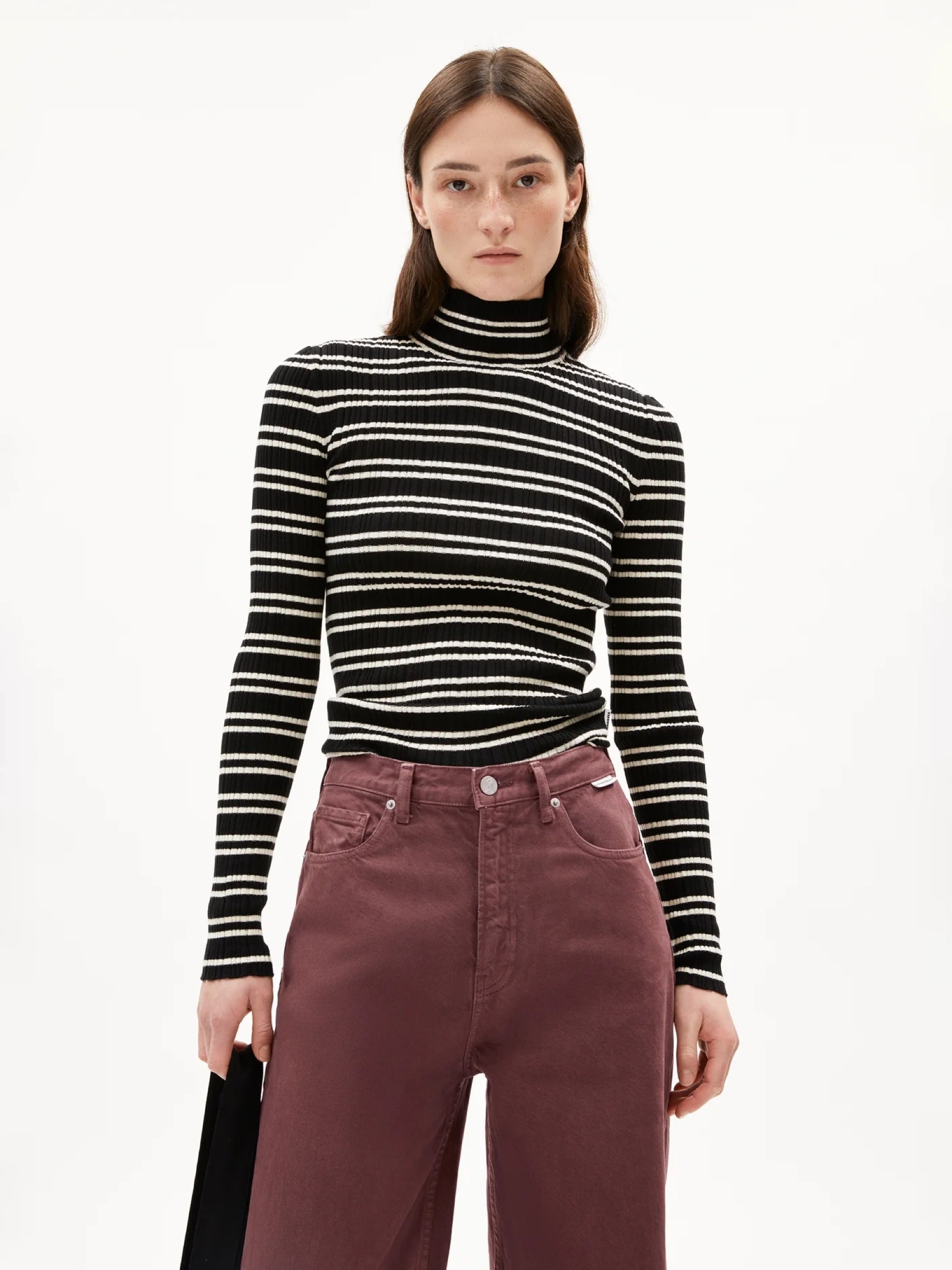 Longsleeve Alaania Chiffron Stripe black-oatmilk Armedangels