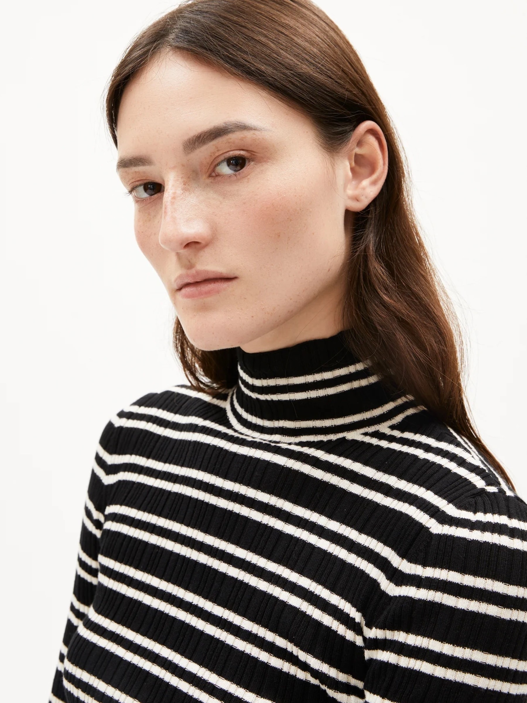 Longsleeve Alaania Chiffron Stripe black-oatmilk Armedangels