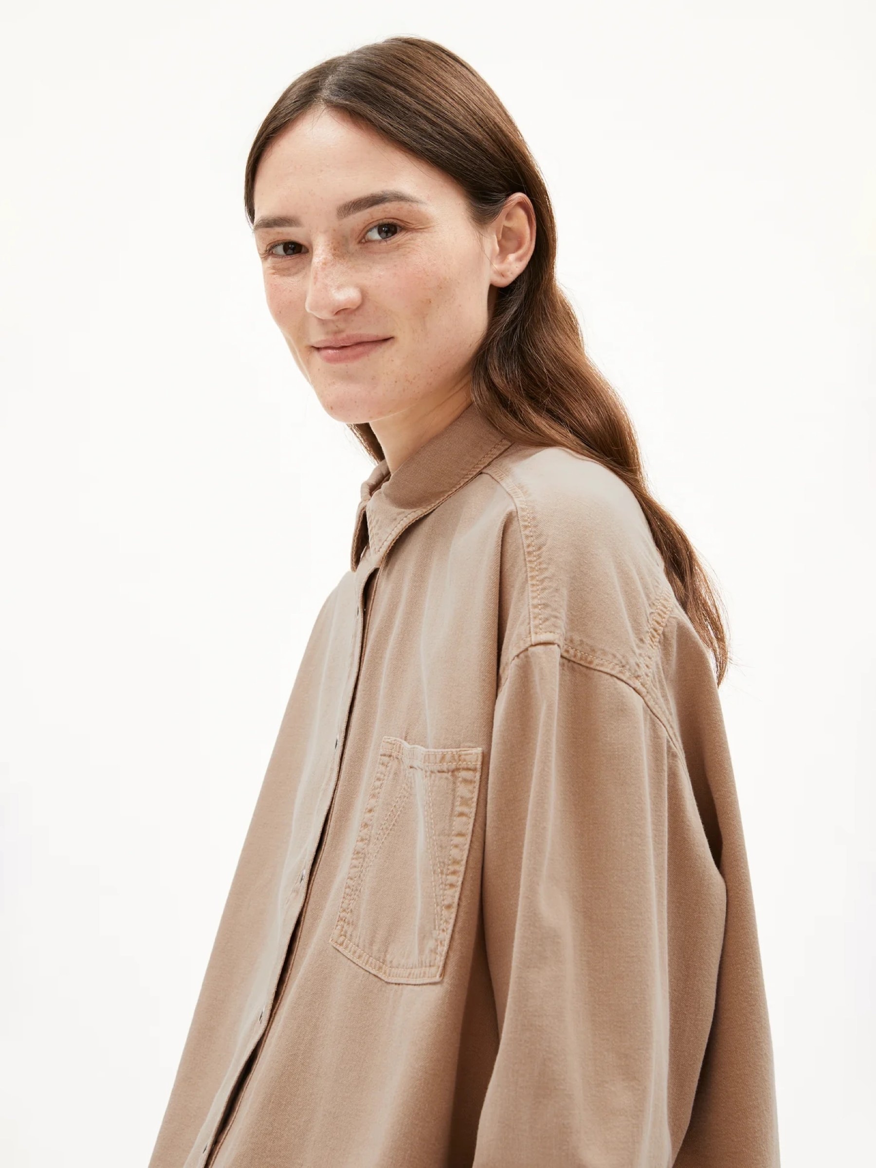Bluse Nalaani true camel Armedangels