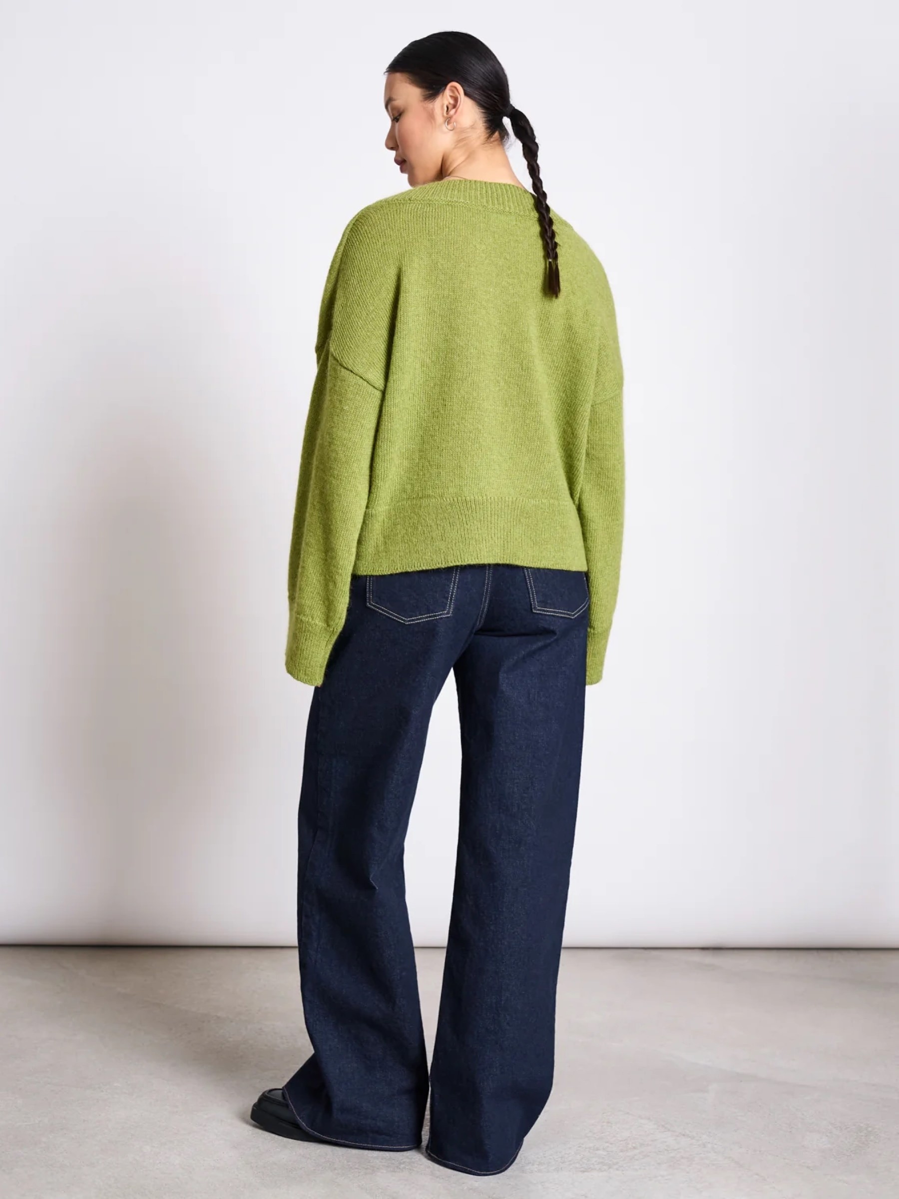 Pullover Rec. Mohair V-Neck Jumper Yica mossy pear Jan 'n June