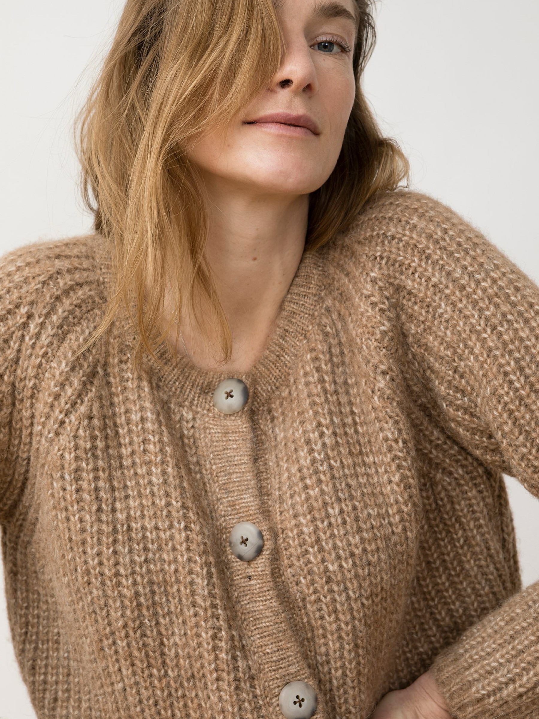 Strickjacke Knit Cardigan Tosca greige Jungle Folk