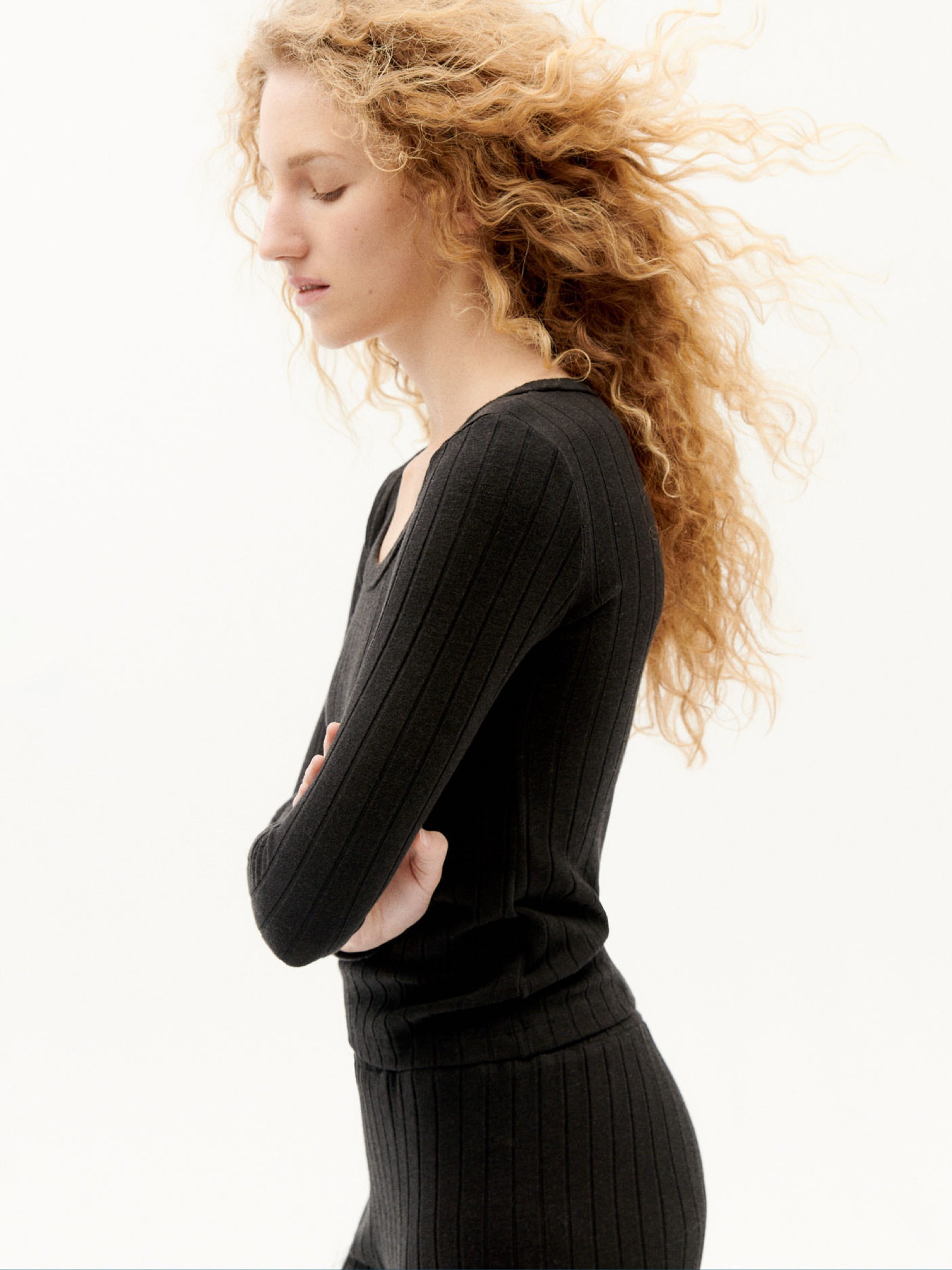 Longsleeve Trash Casilda Top black Thinking Mu