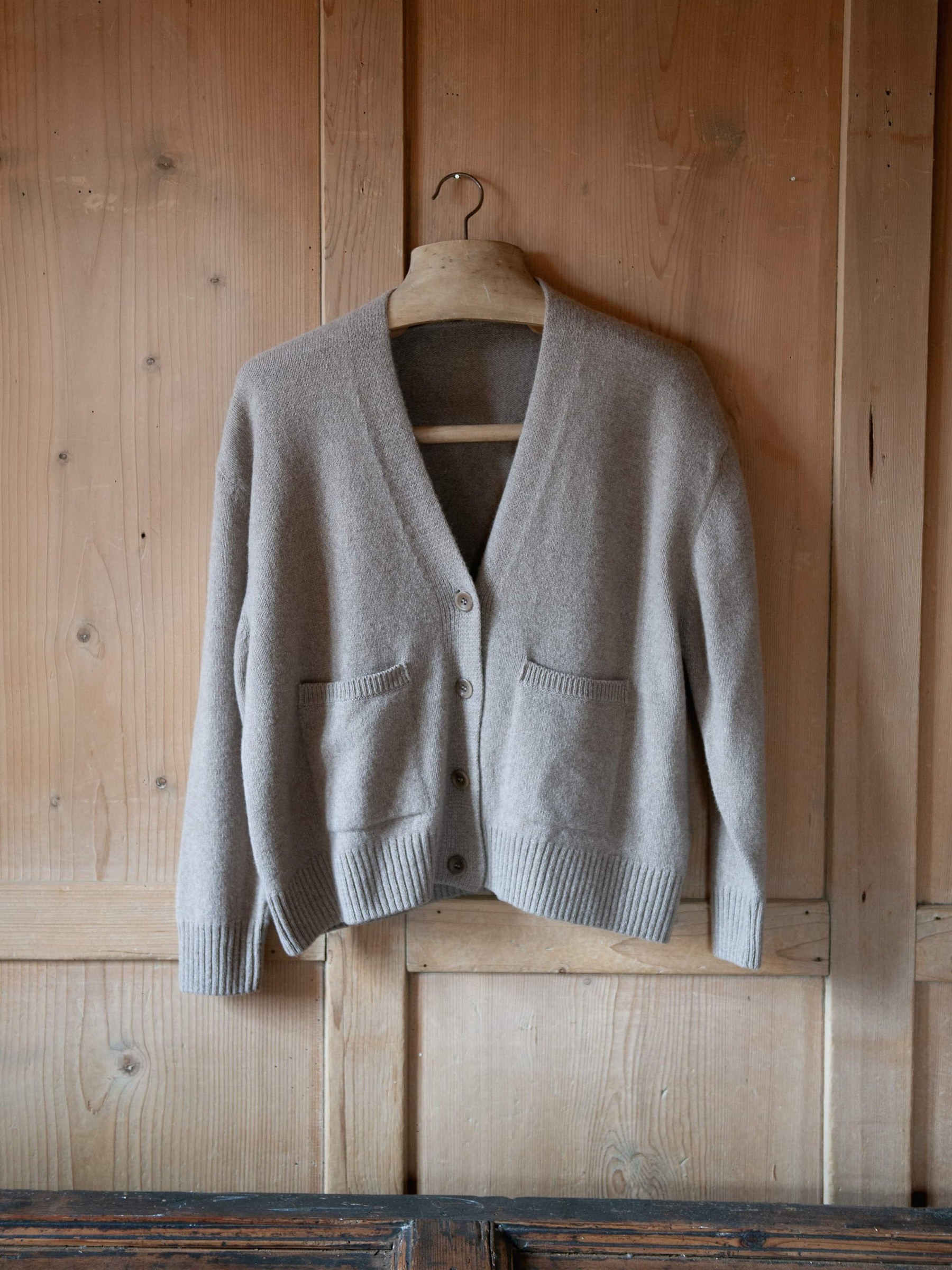 Strickjacke Giorgia Cardigan Rec Cashmere greige Jungle Folk