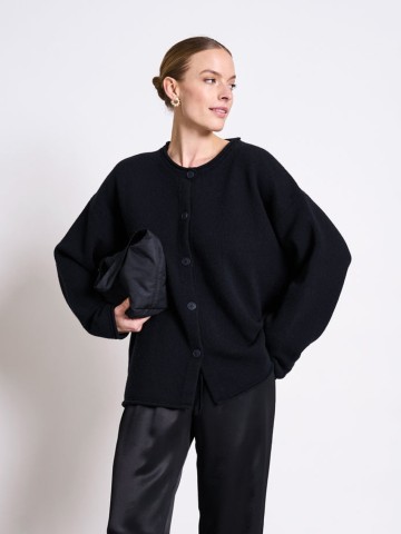 Strickjacke Oversized Merino Wool Cardigan Tinco black Jan 'n June