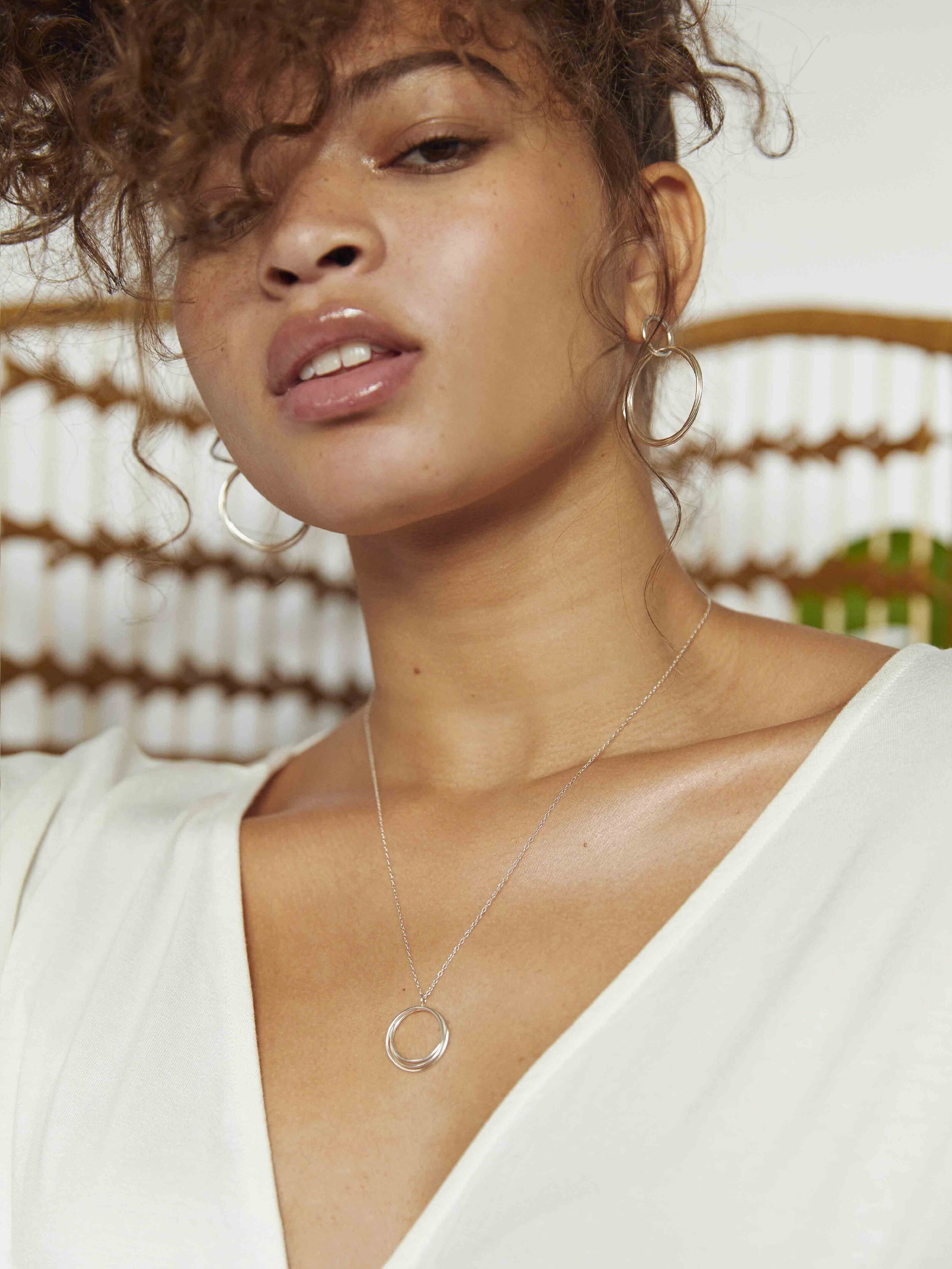 Halskette Wrapped Circled Necklace silver Wild Fawn