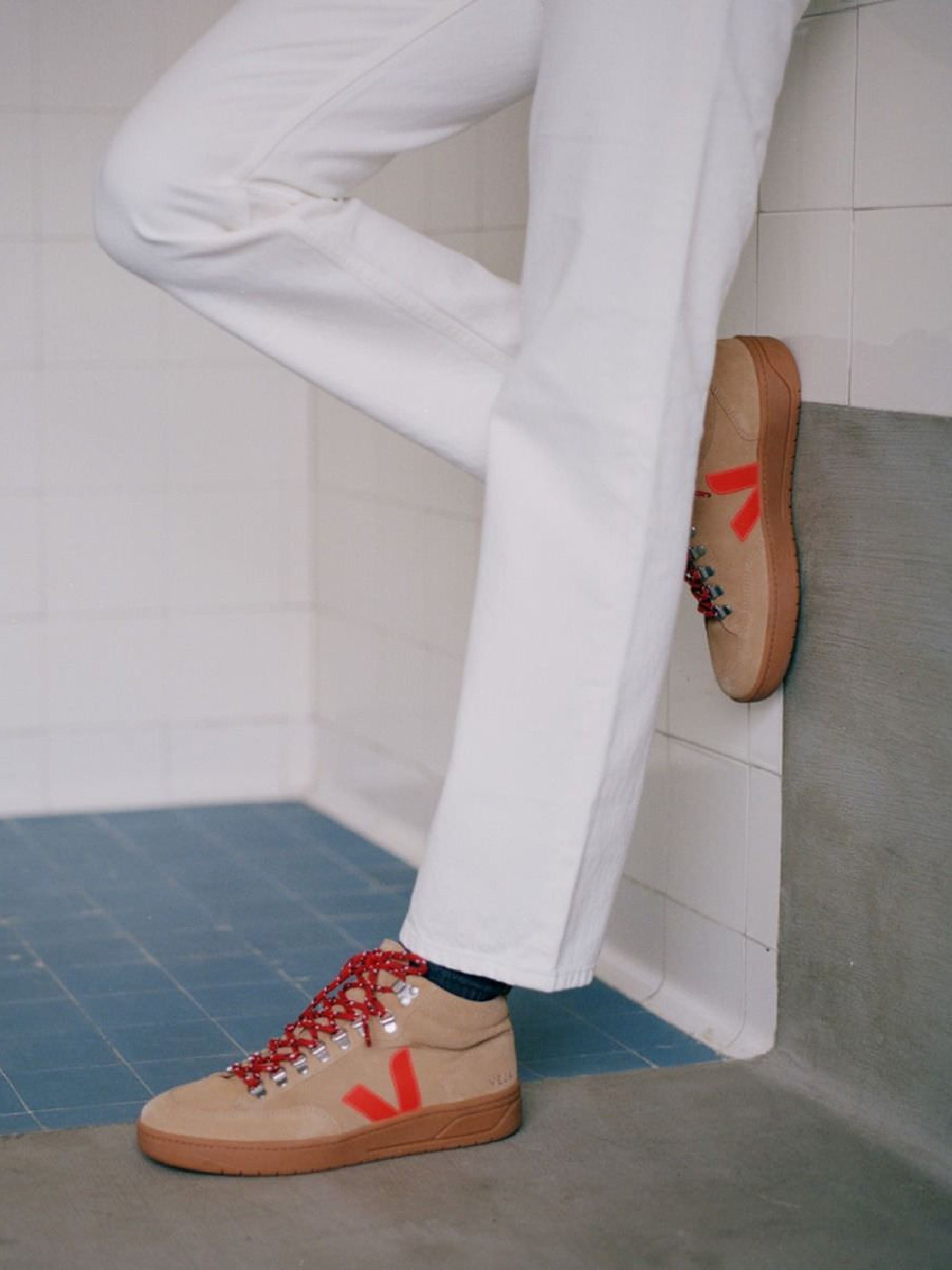 Schuhe Roraima desert orange flue Veja