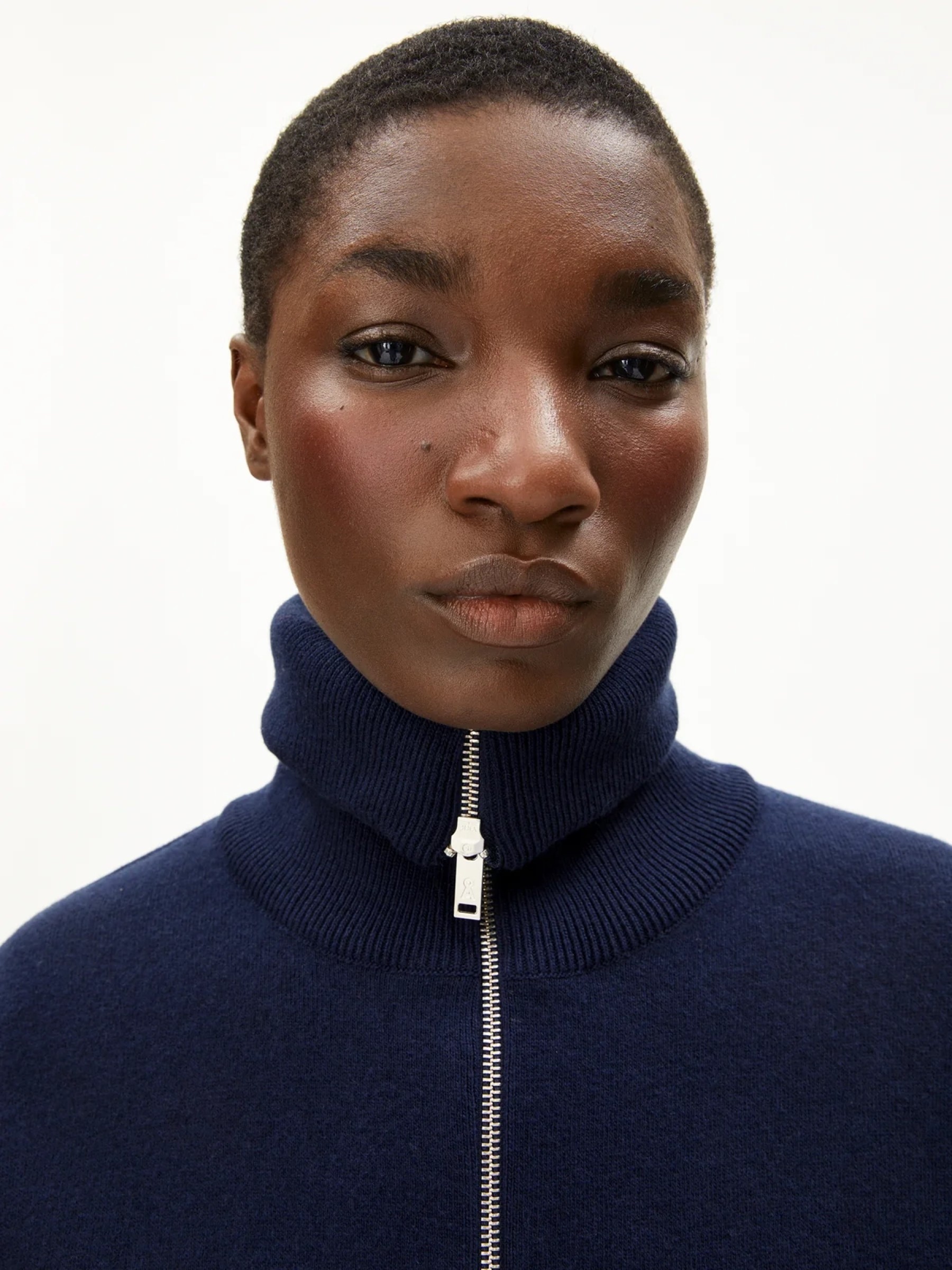 Zipper Joaniaas tinted navy Armedangels