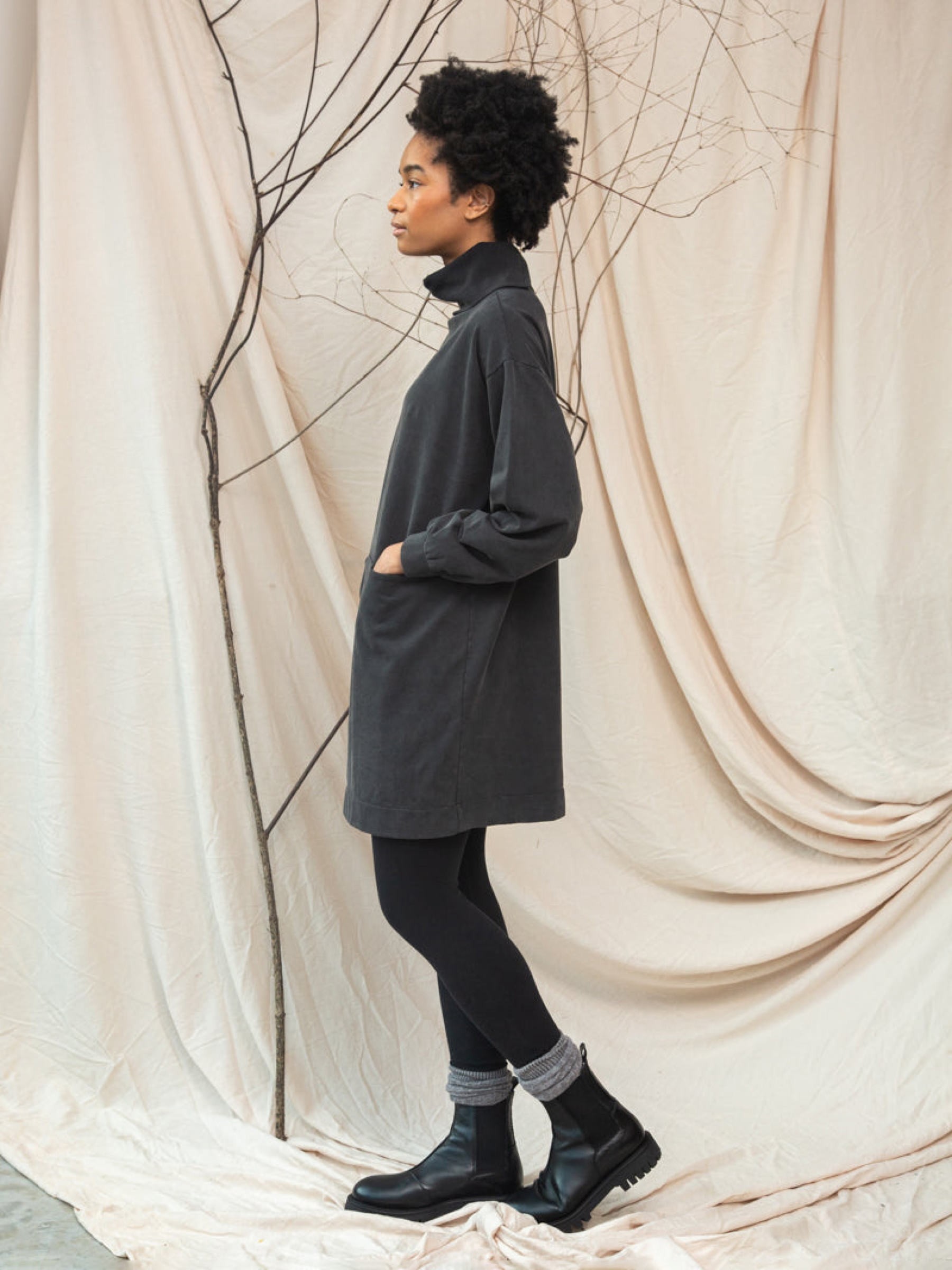 Kleid Tricia charcoal stonewash Beaumont Organic