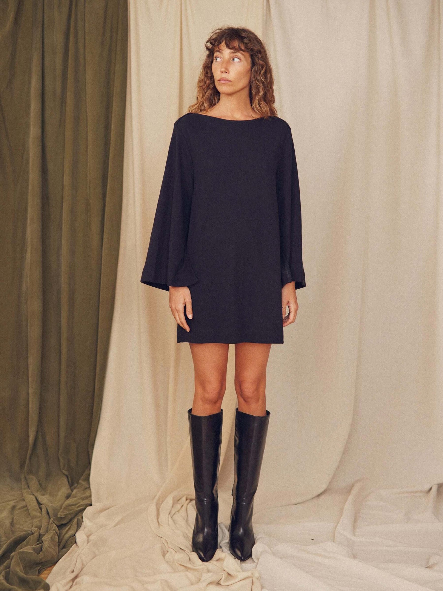 Kleid Mini Dress black Cossac