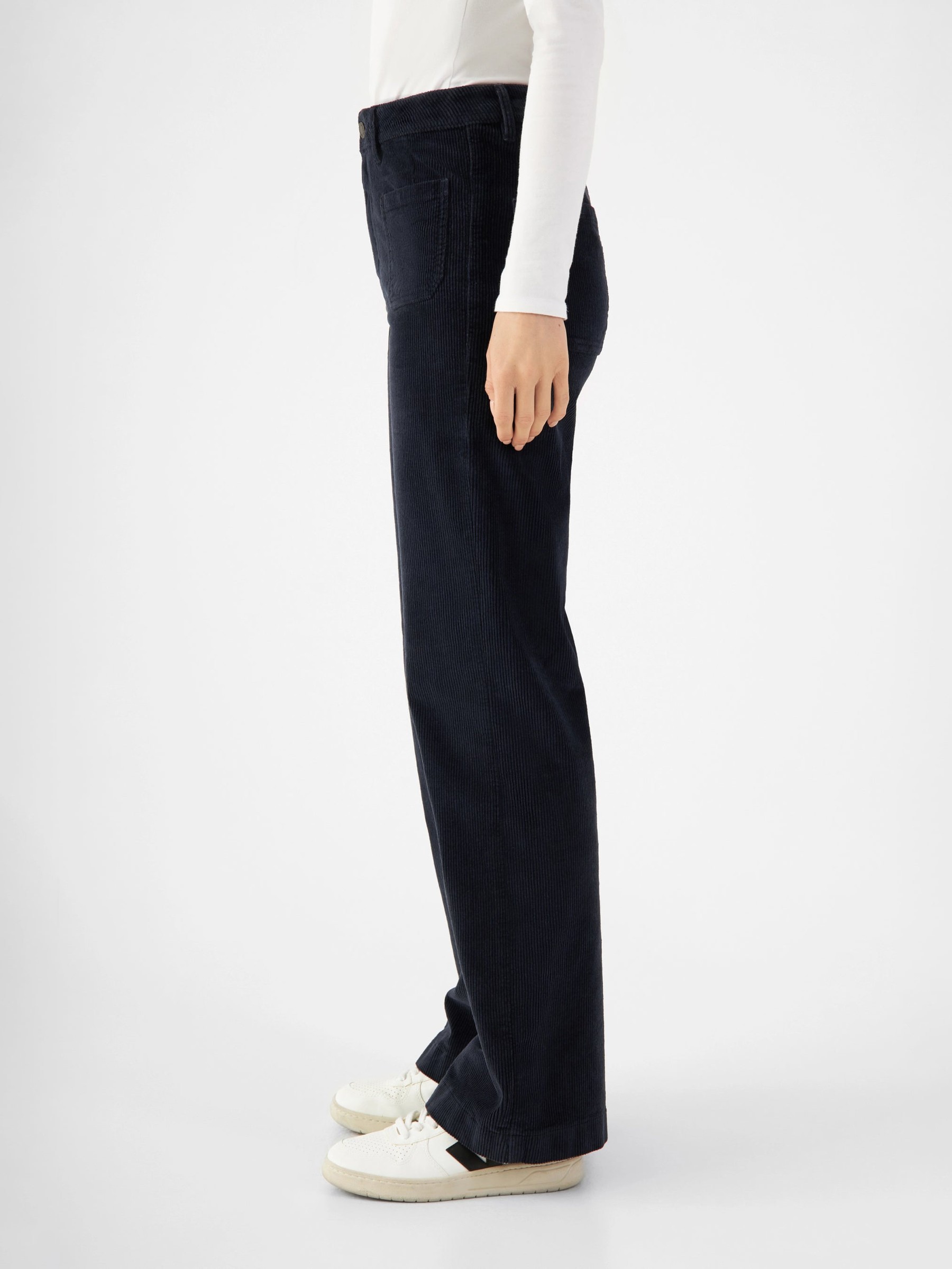 Hose Dew Flared Corduroy dark navy Dawn Denim