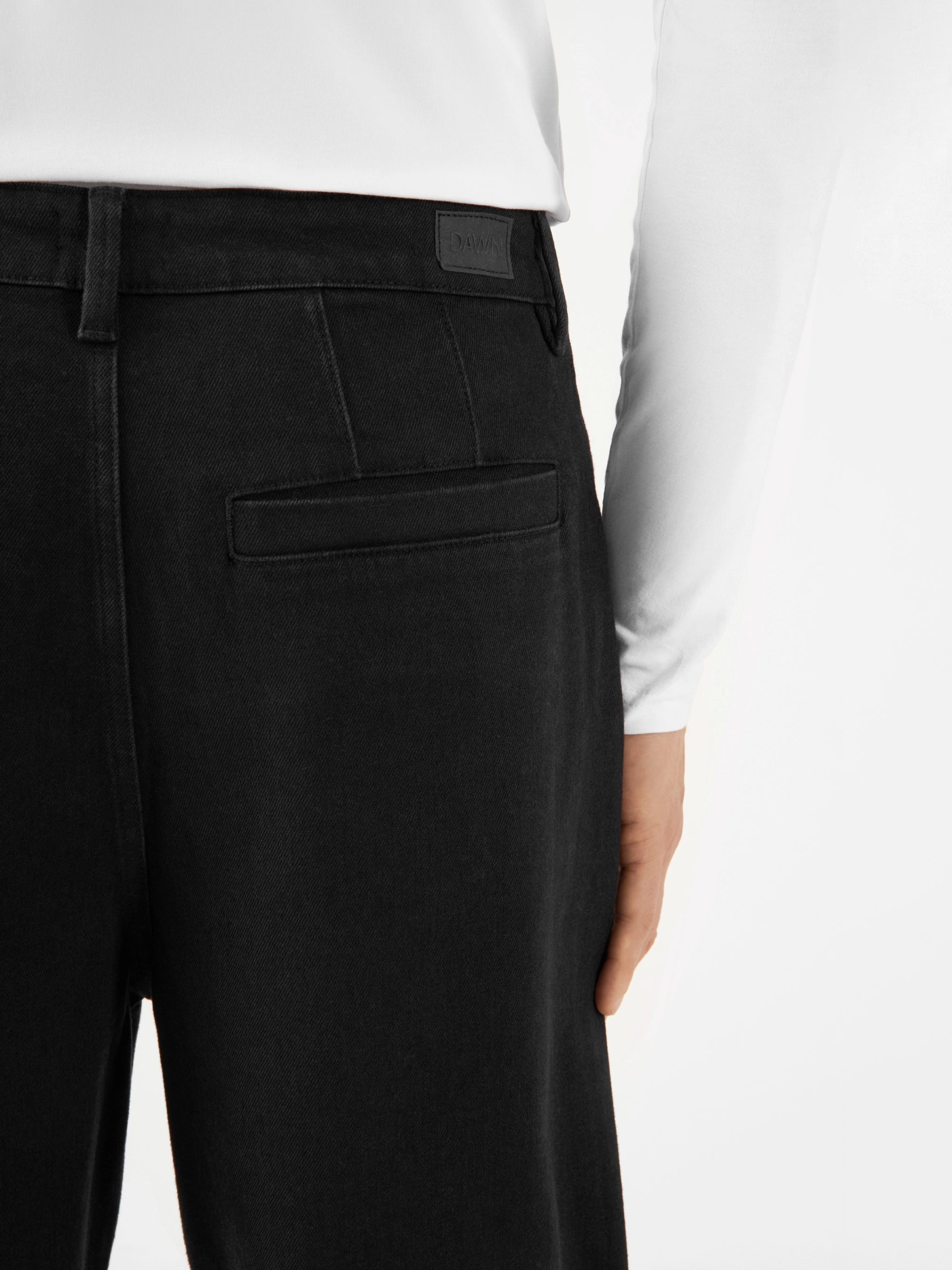 Hose Aster Balloon black Dawn Denim