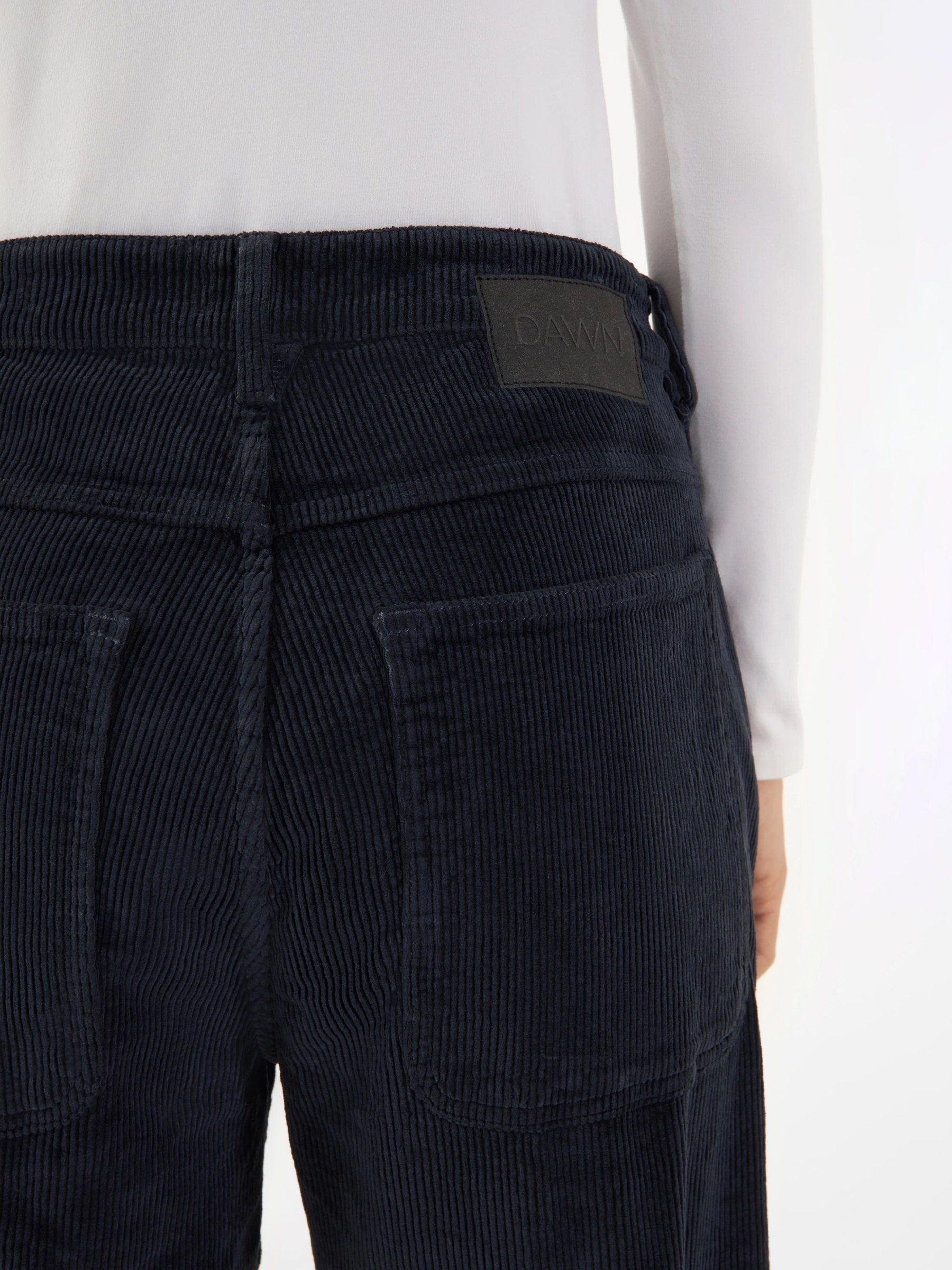 Hose Mane Relaxed Straight Corduroy dark navy Dawn Denim