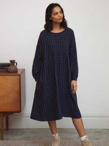 Kleid Beatrix-Gee navy gingham Beaumont Organic