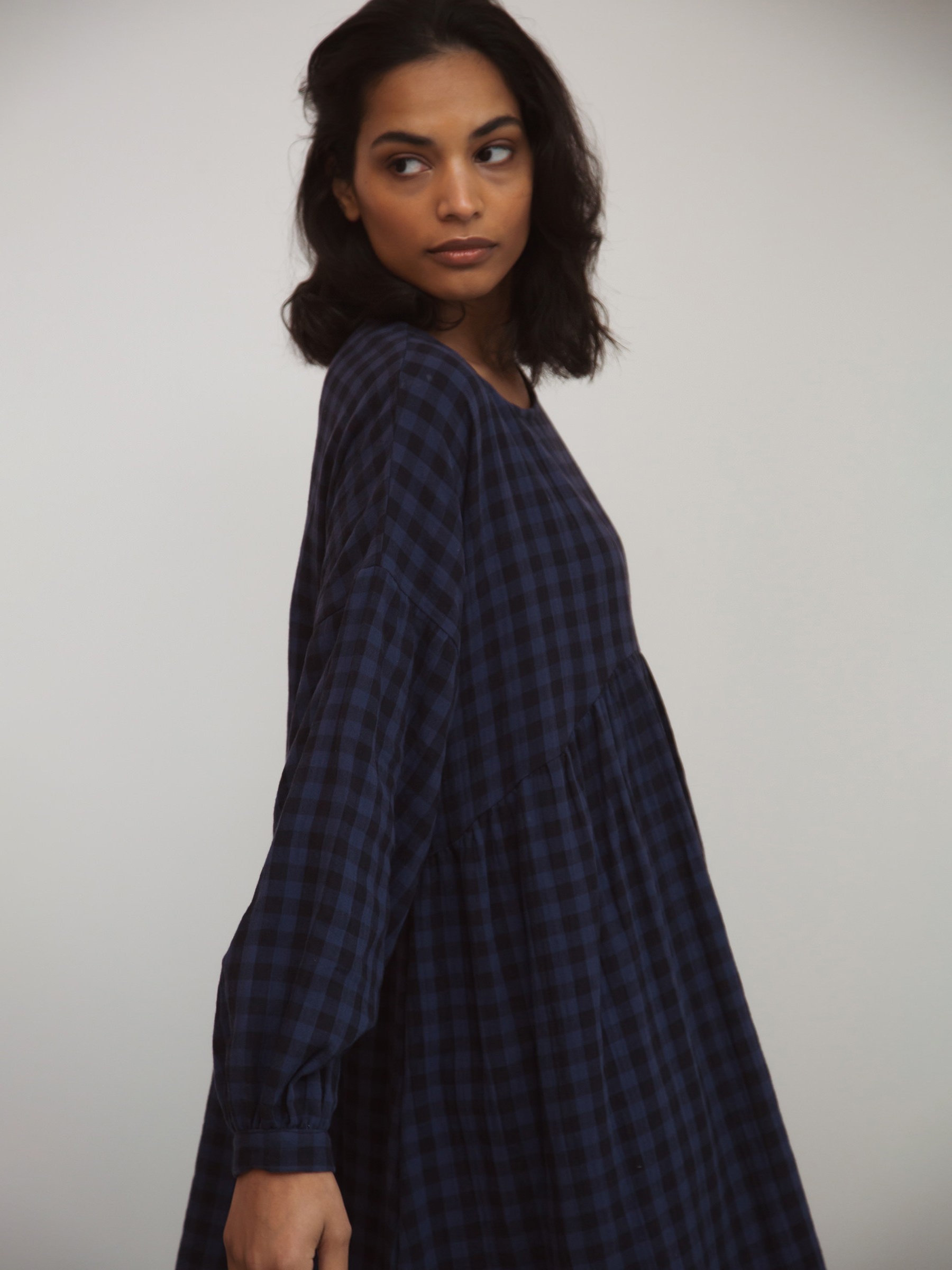 Kleid Beatrix-Gee navy gingham Beaumont Organic