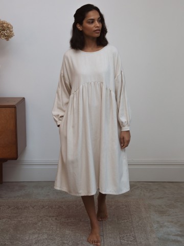 Kleid Beatrix-Jane beige Beaumont Organic