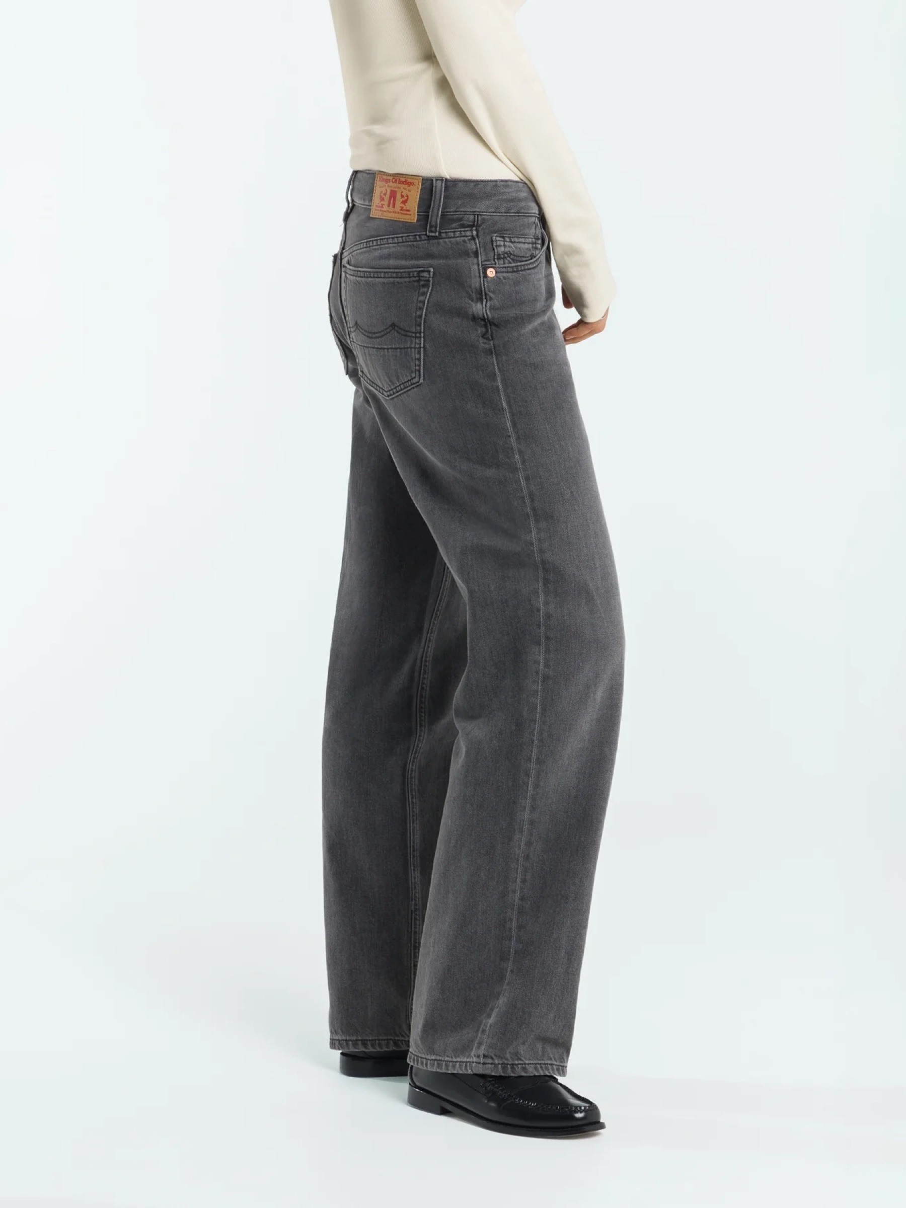 Jeanshose Joan Jeans pony black od black Kings of Indigo – K.O.I.