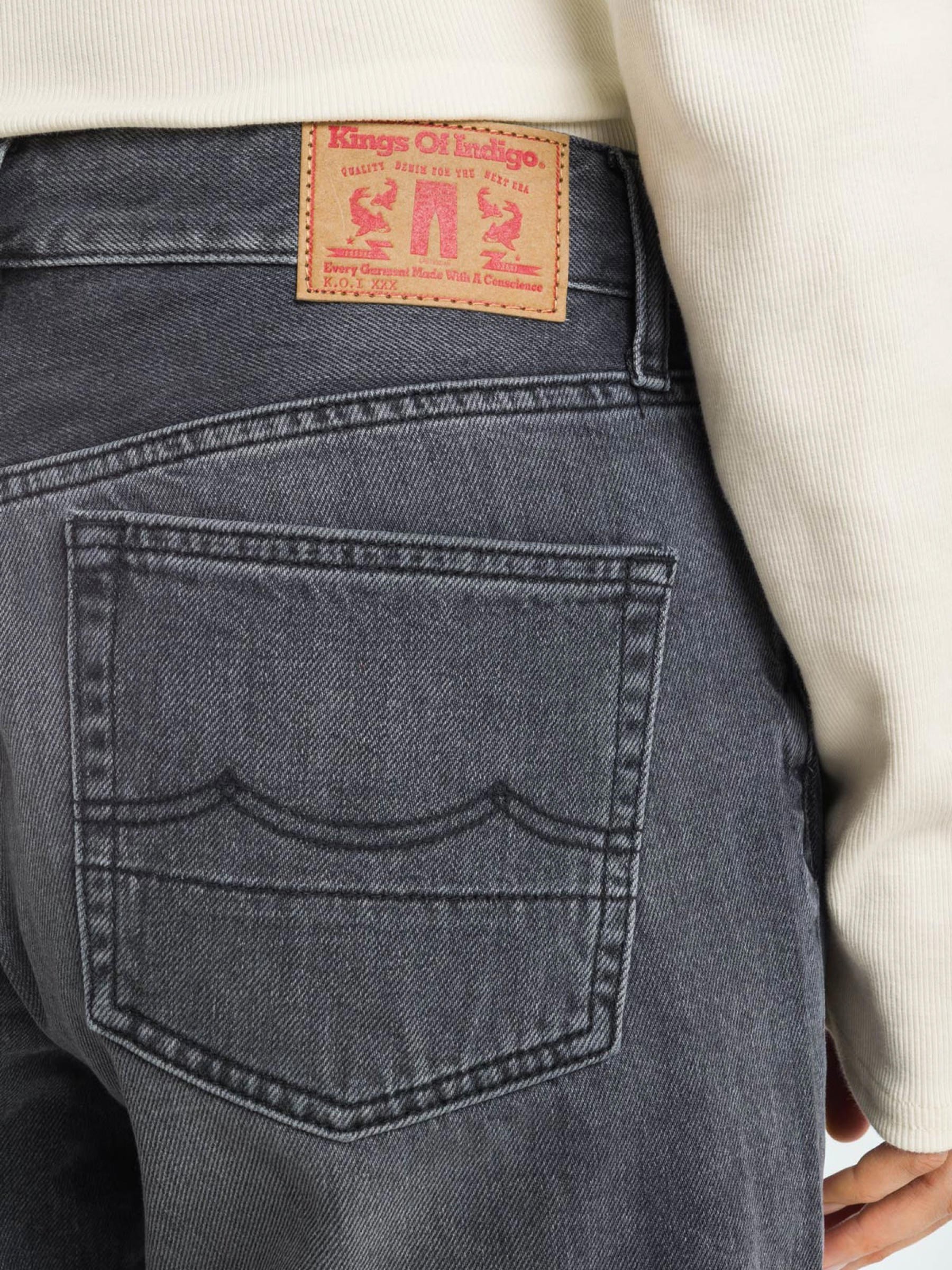 Jeanshose Joan Jeans pony black od black Kings of Indigo – K.O.I.