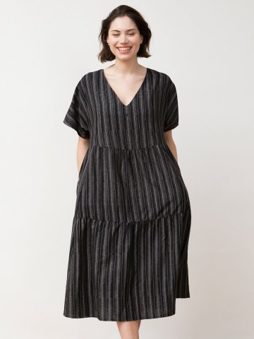 Kleid Handwoven Volants Dress Kamuki black ikat Jungle Folk