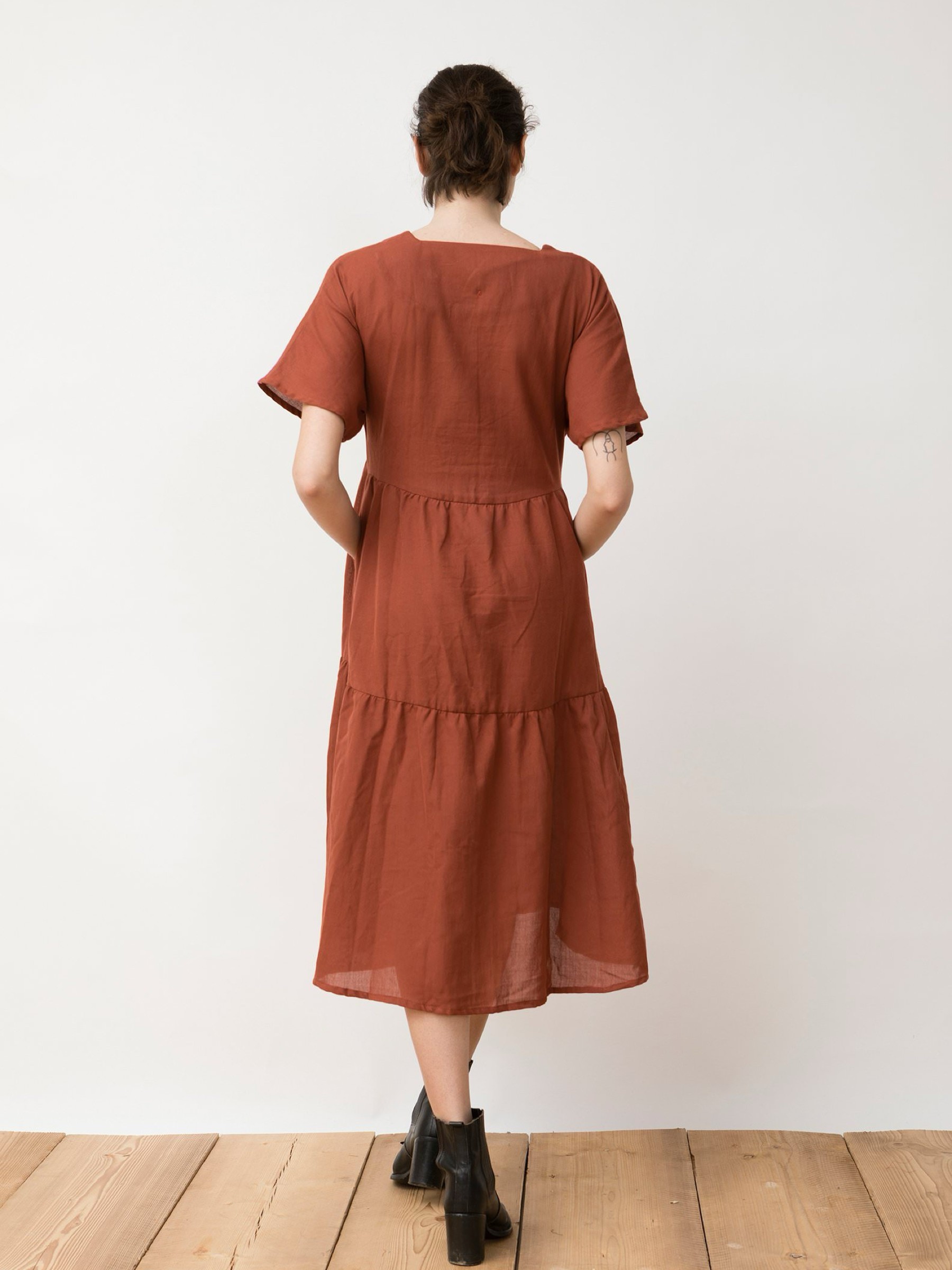 Kleid Handwoven Volants Dress Kamuki terracotta Jungle Folk
