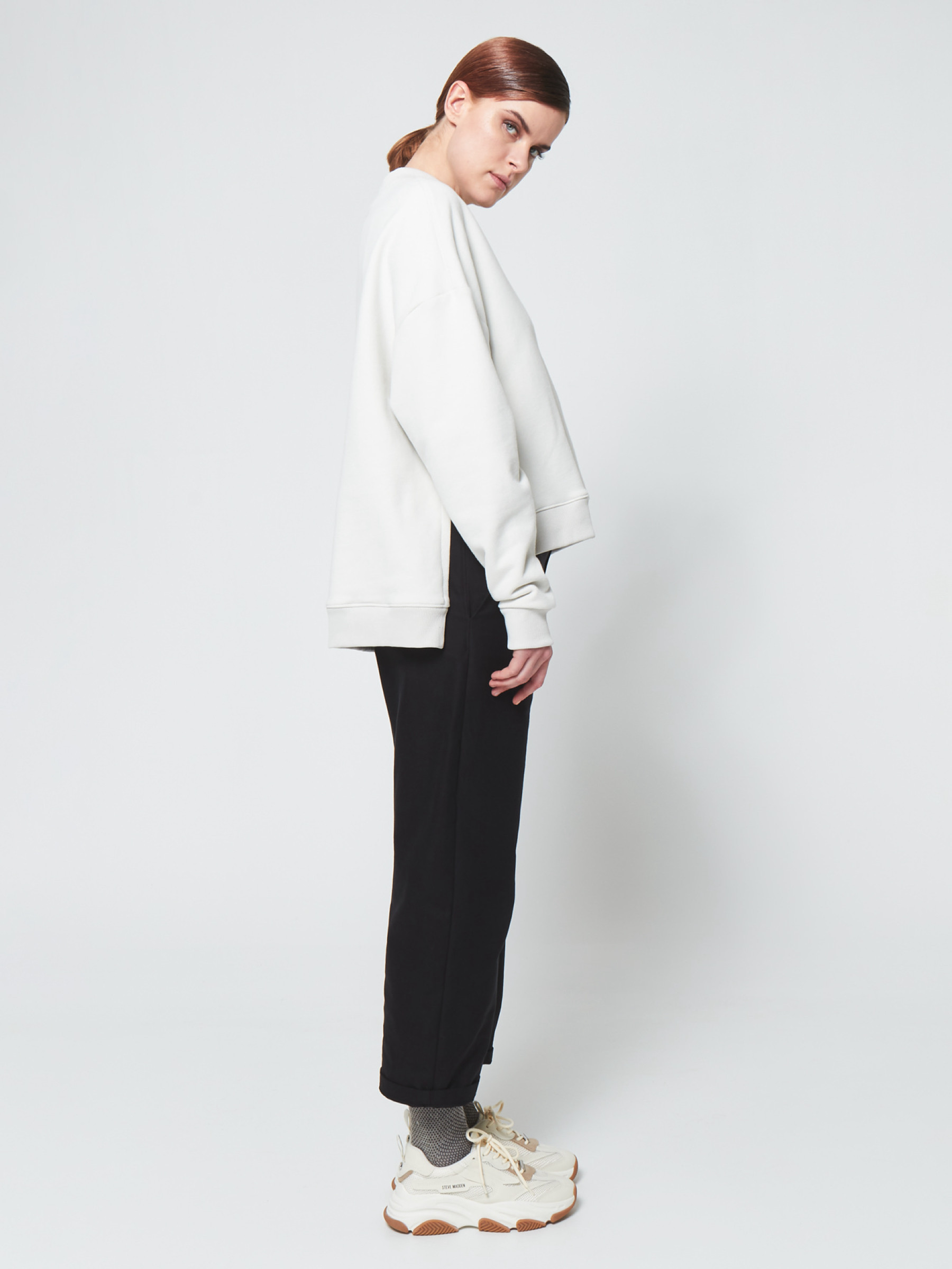 Pullover Sweater Wide Long Slit off white Elsien Gringhuis