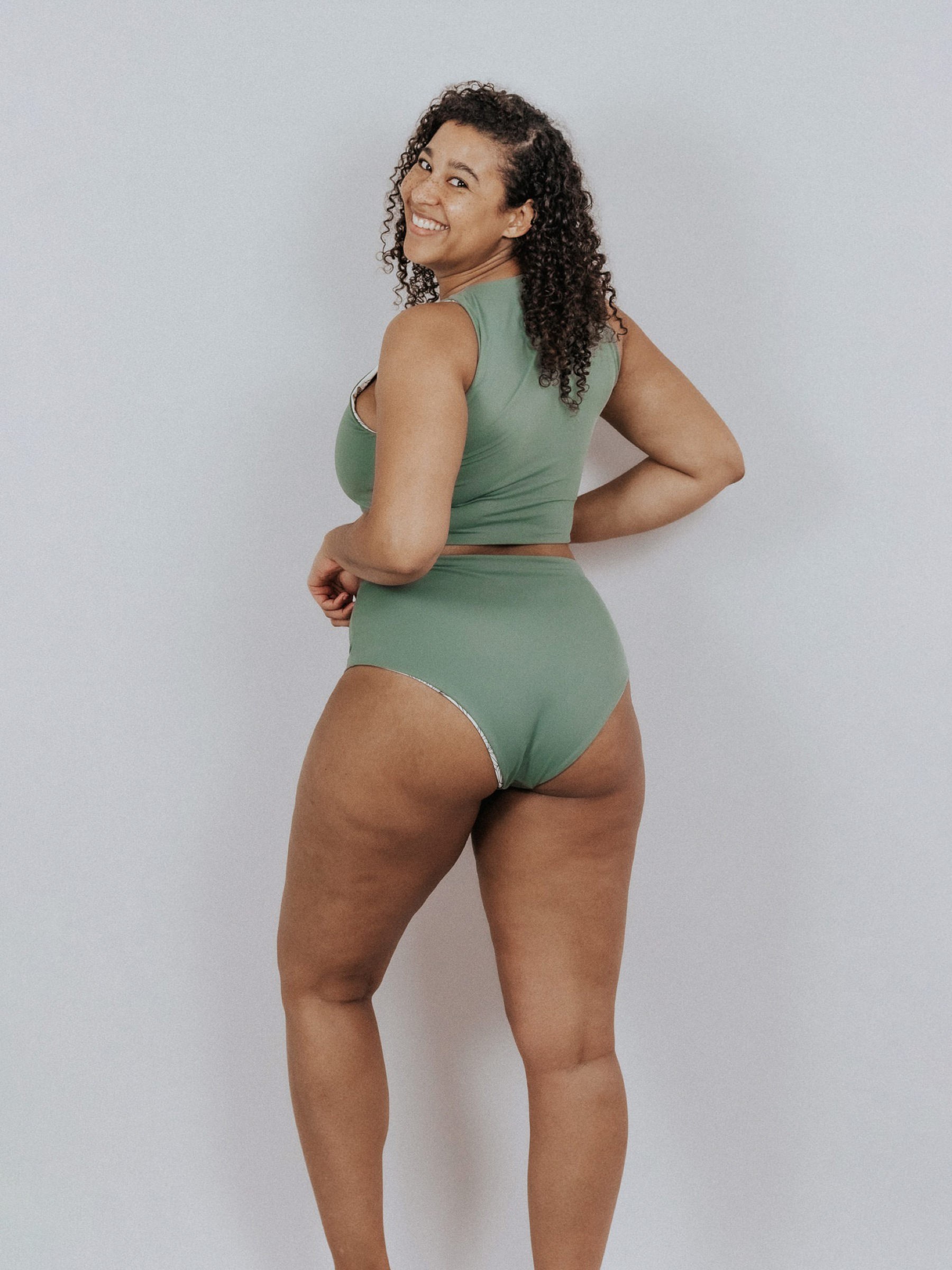 Badetop Lona Top olive forest Pura