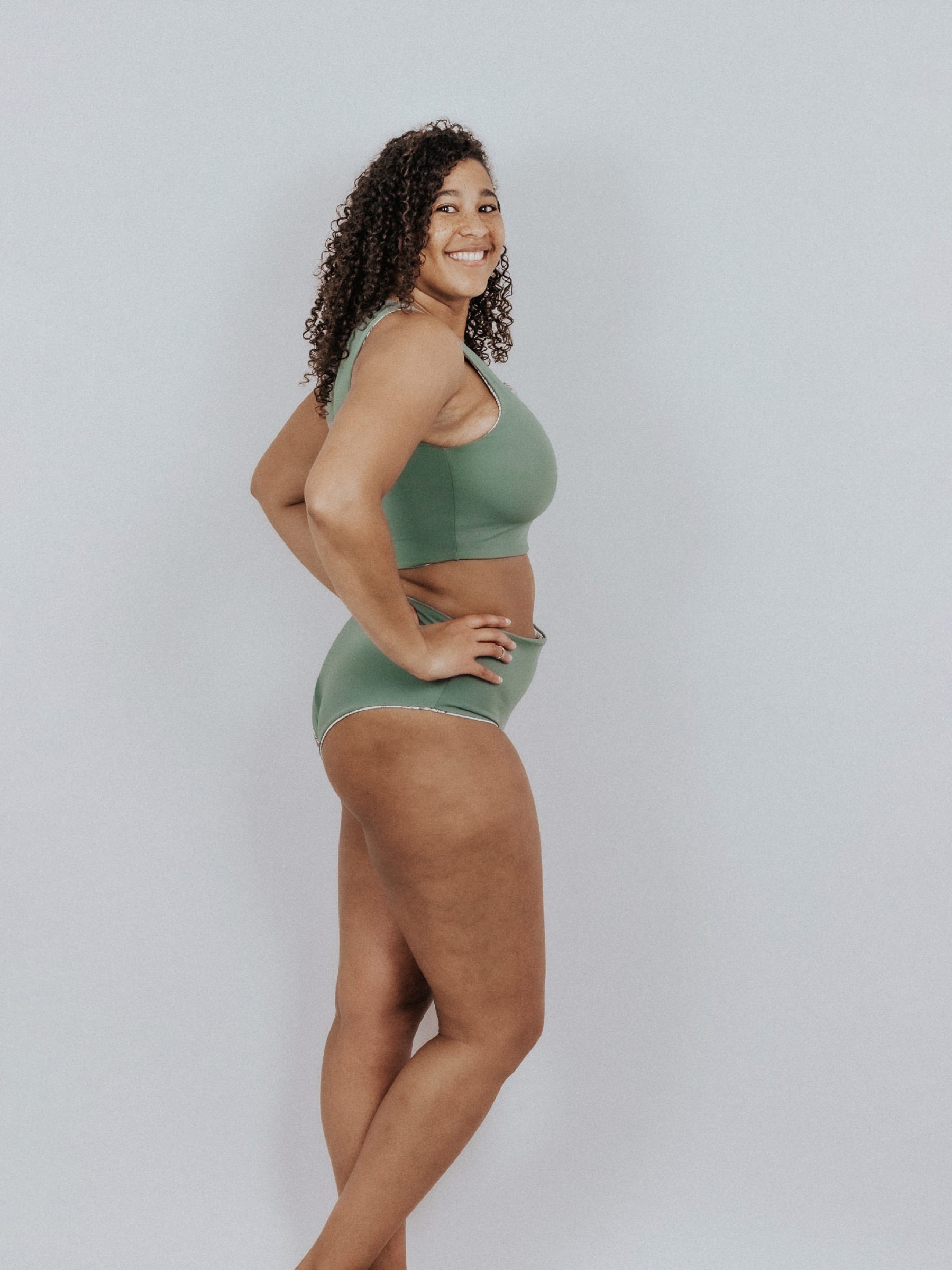 Badetop Lona Top olive forest Pura