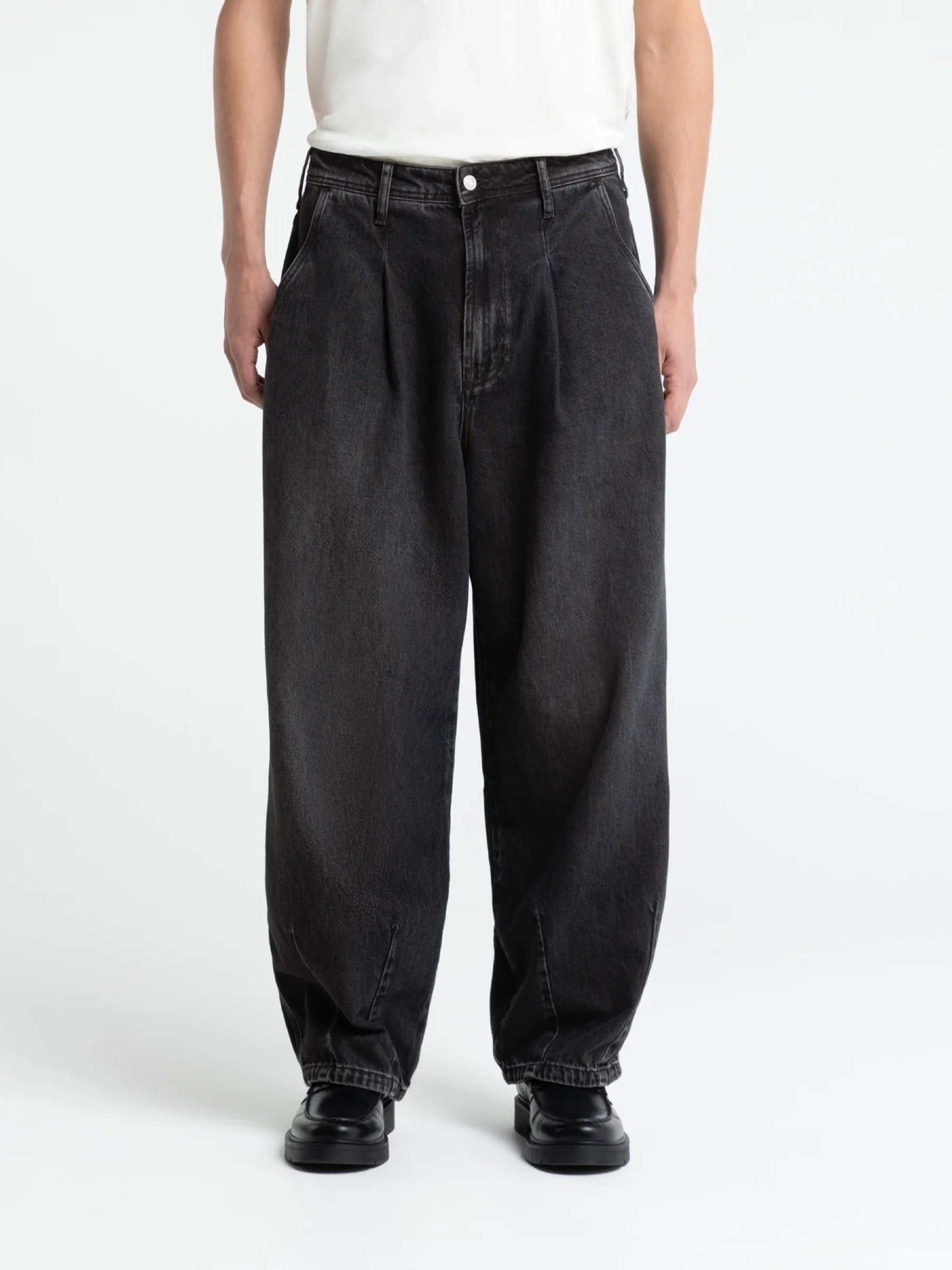 Hose Sabium vilma brown black worn Kings of Indigo – K.O.I.