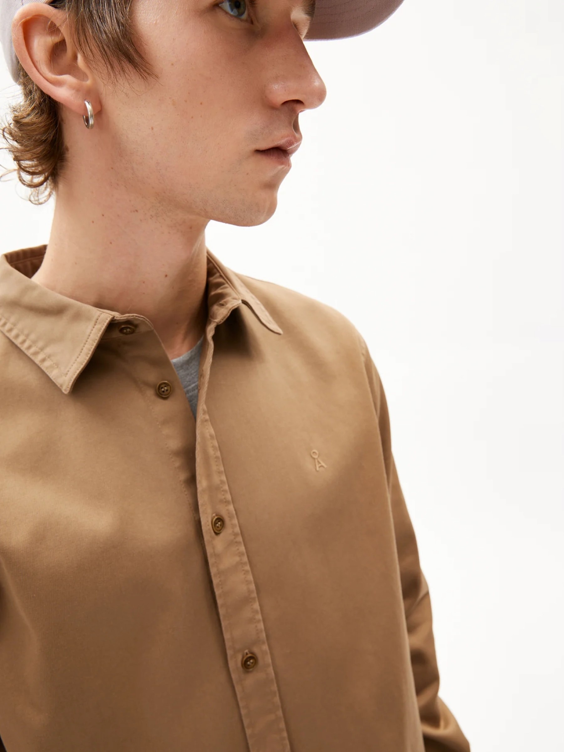 Hemd Giaalo Overshirt light oak Armedangels