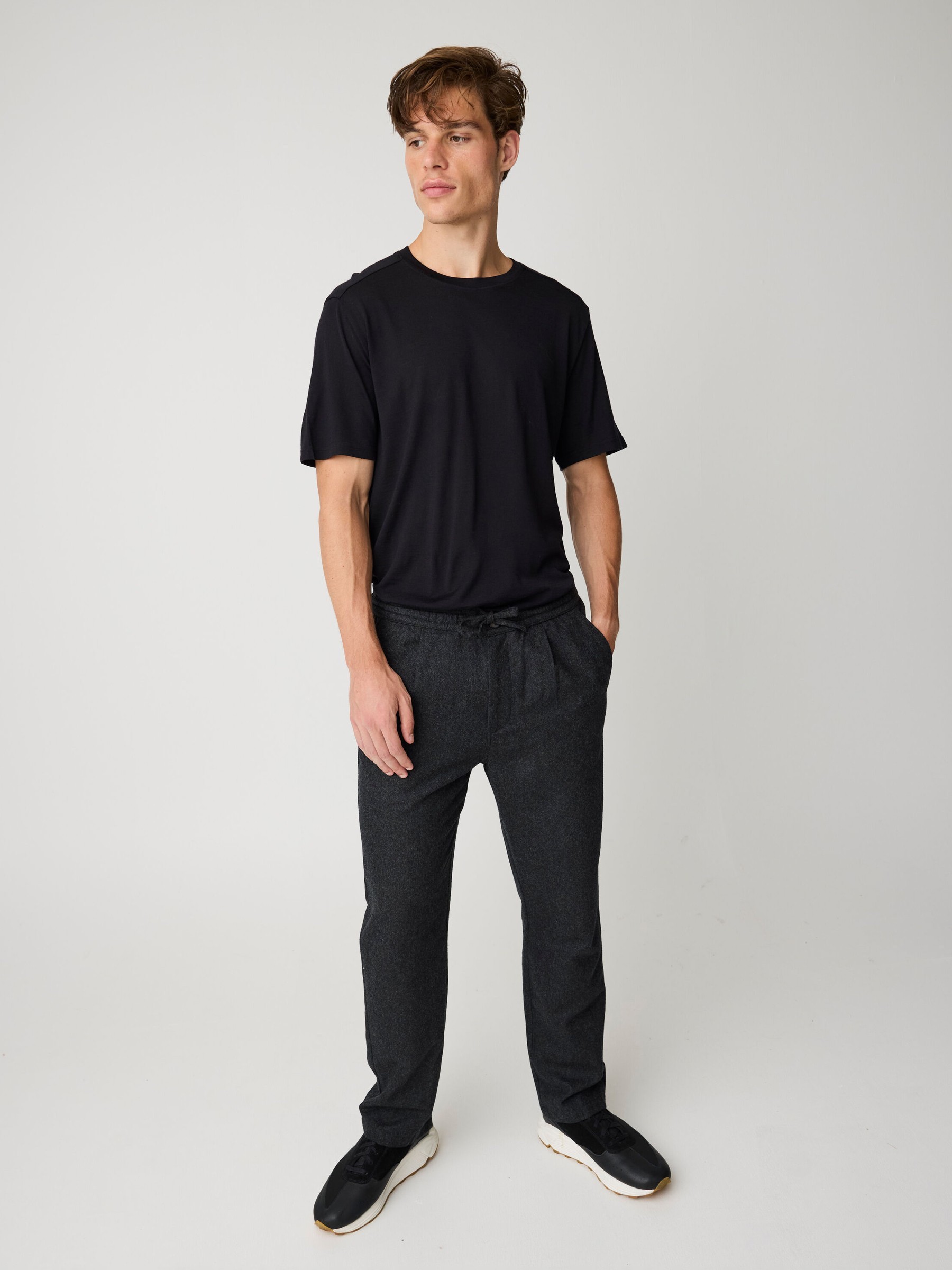 Hose Merino Wool Fig Slacks dark grey melange Knowledge Cotton Apparel