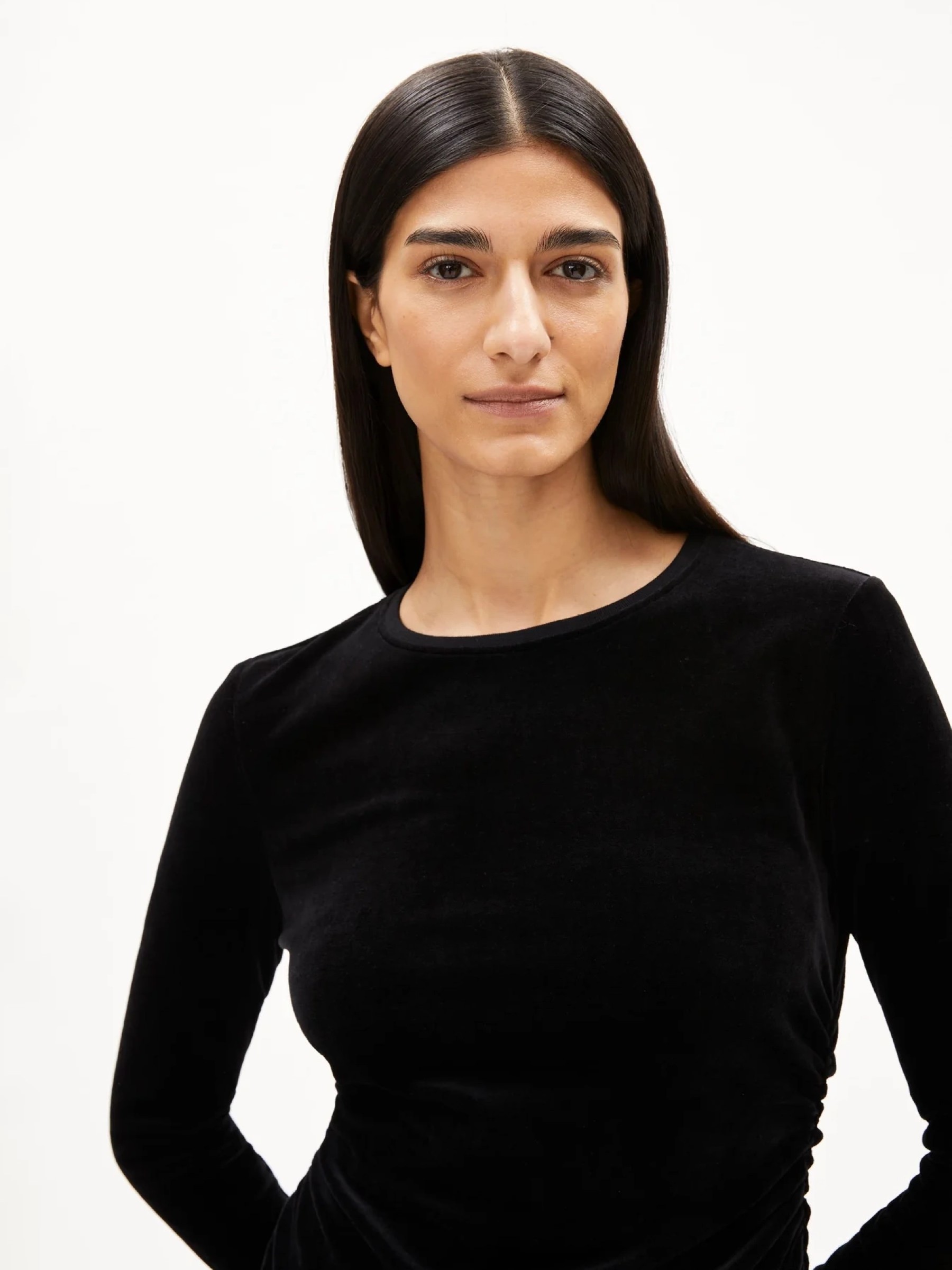 Longsleeve Adaaja Lora Velvet black Armedangels