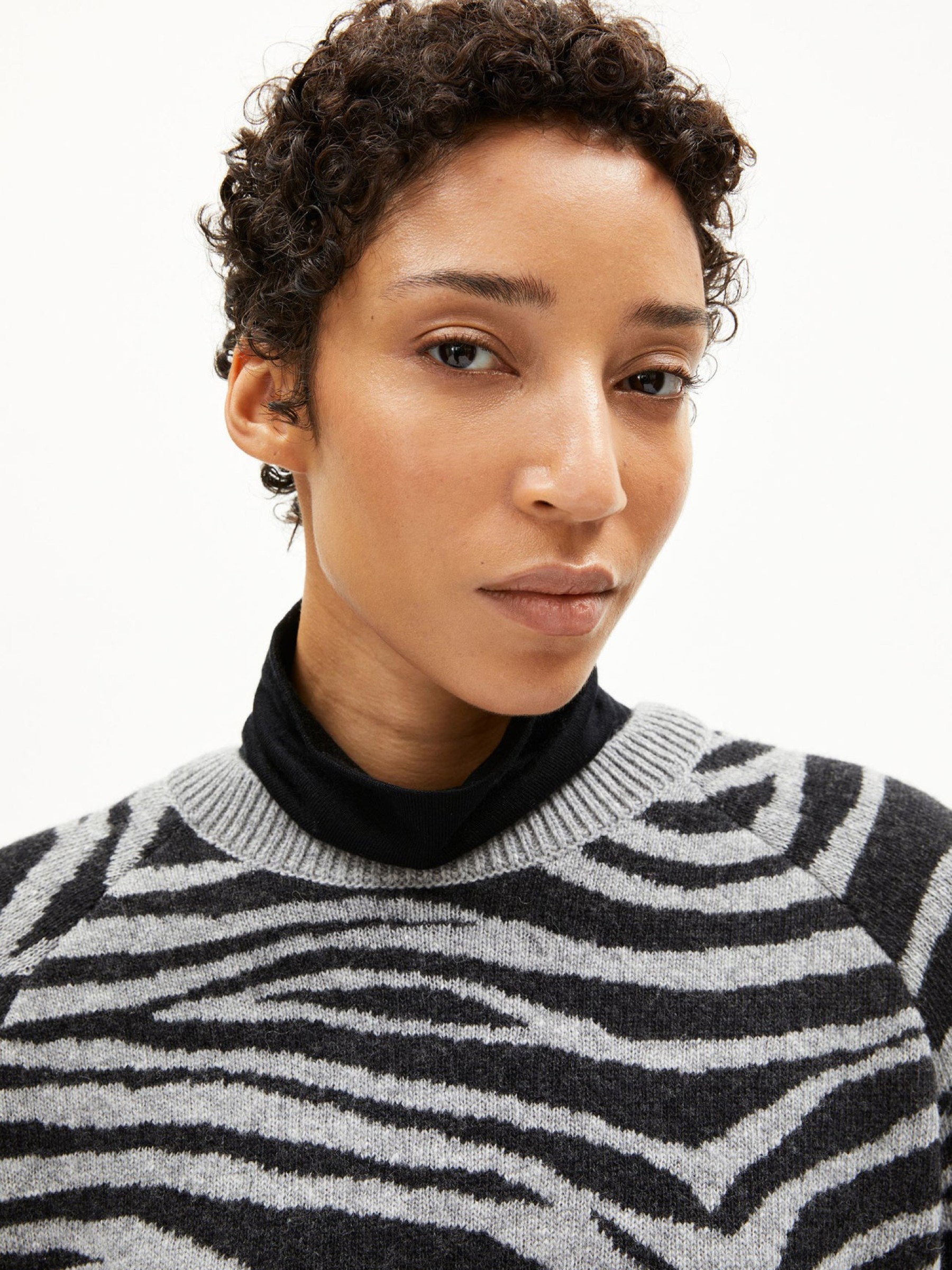 Pullover Liliriaa Zebraraa silver melange-steel melange Armedangels