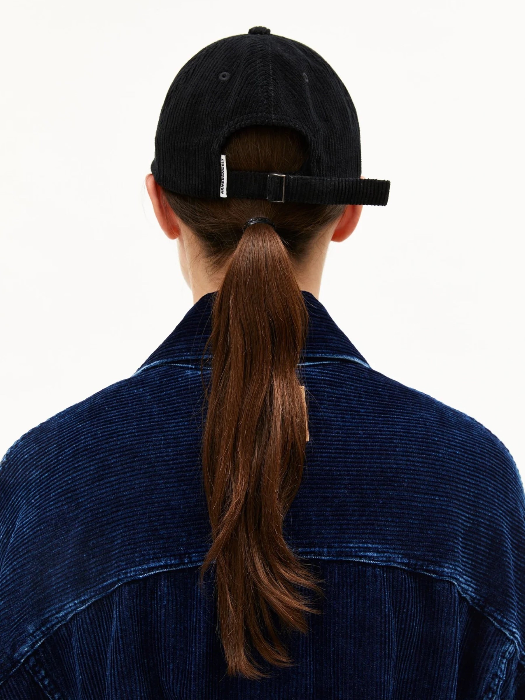 Mütze Yenaas Corduroy black Armedangels