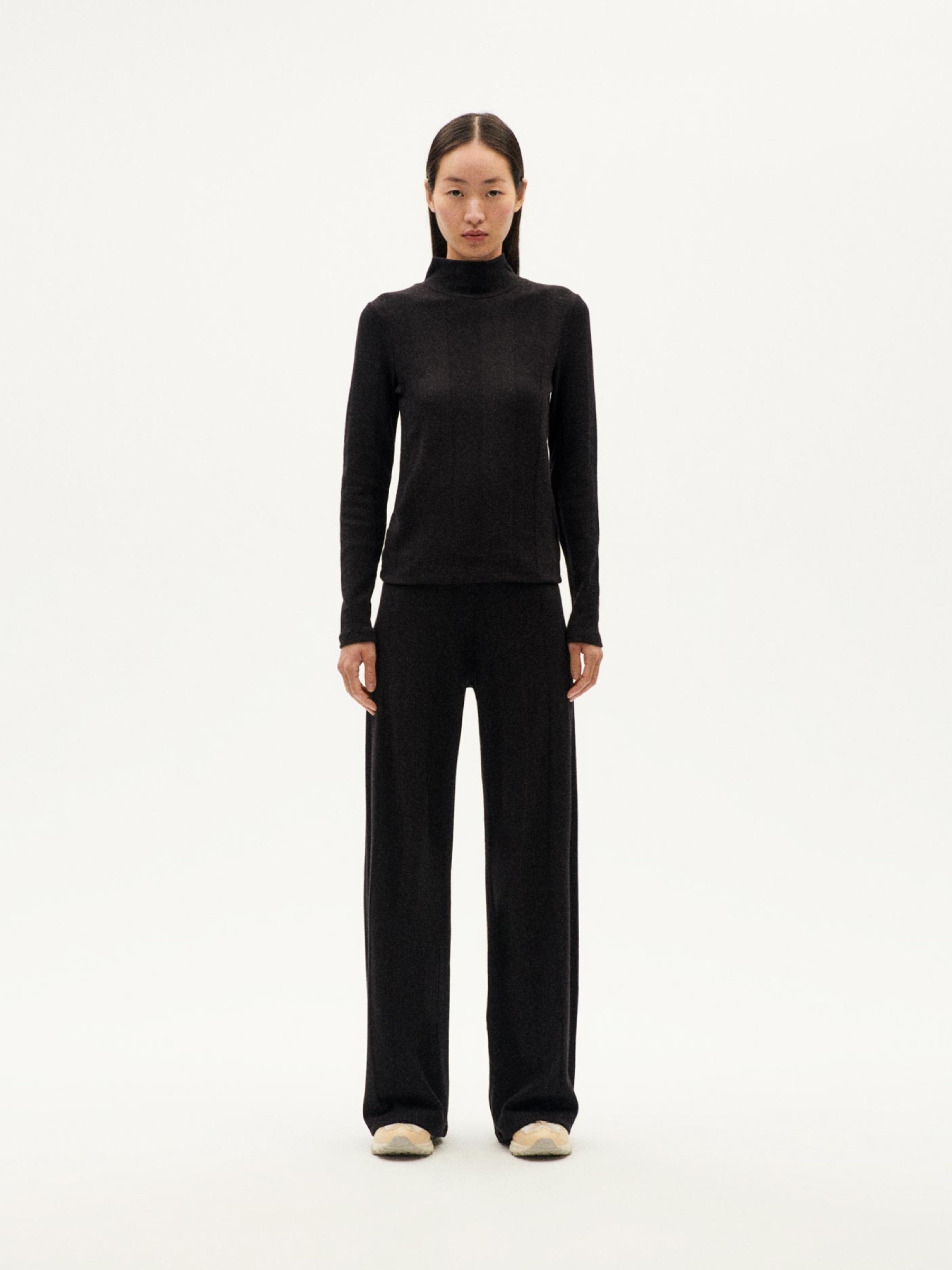 Longsleeve Ellen Top black Thinking Mu