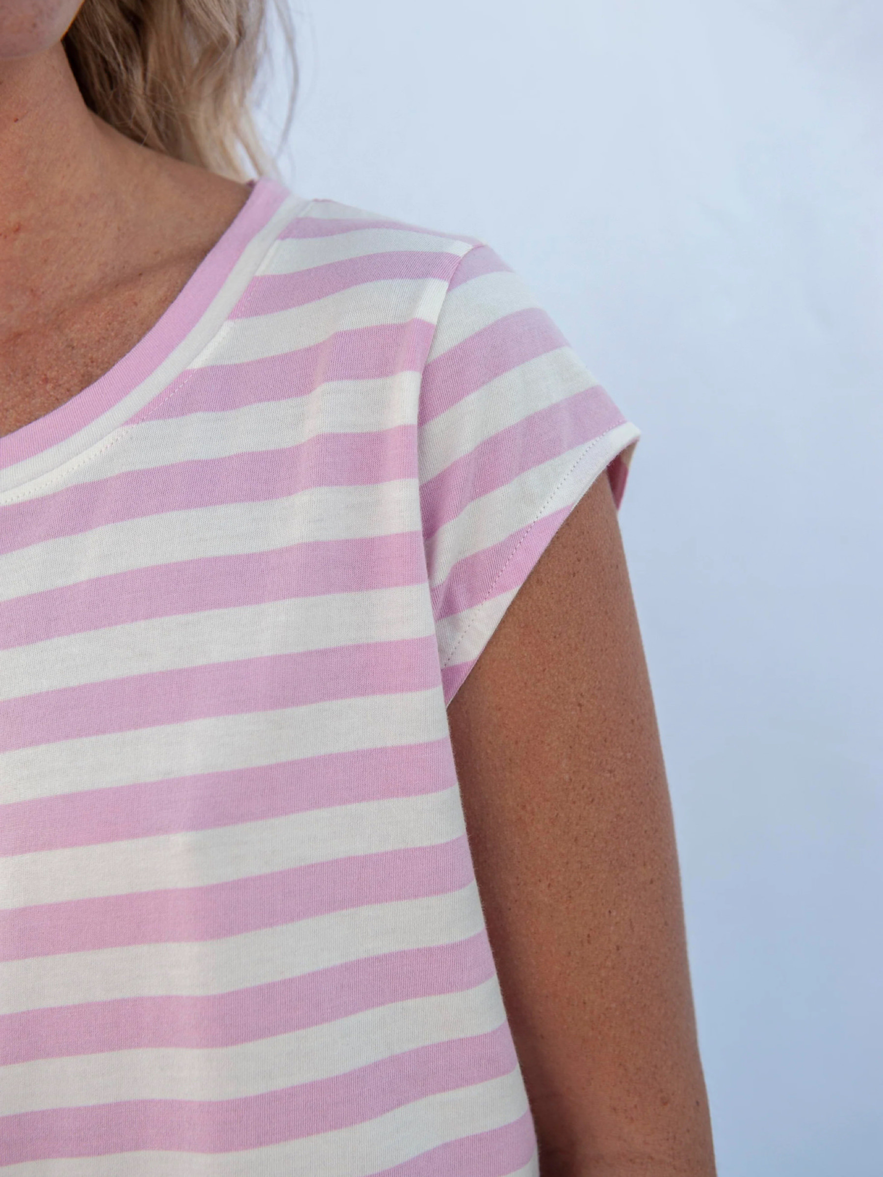 T-Shirt Crew Tee Isla pink-white Jungle Folk