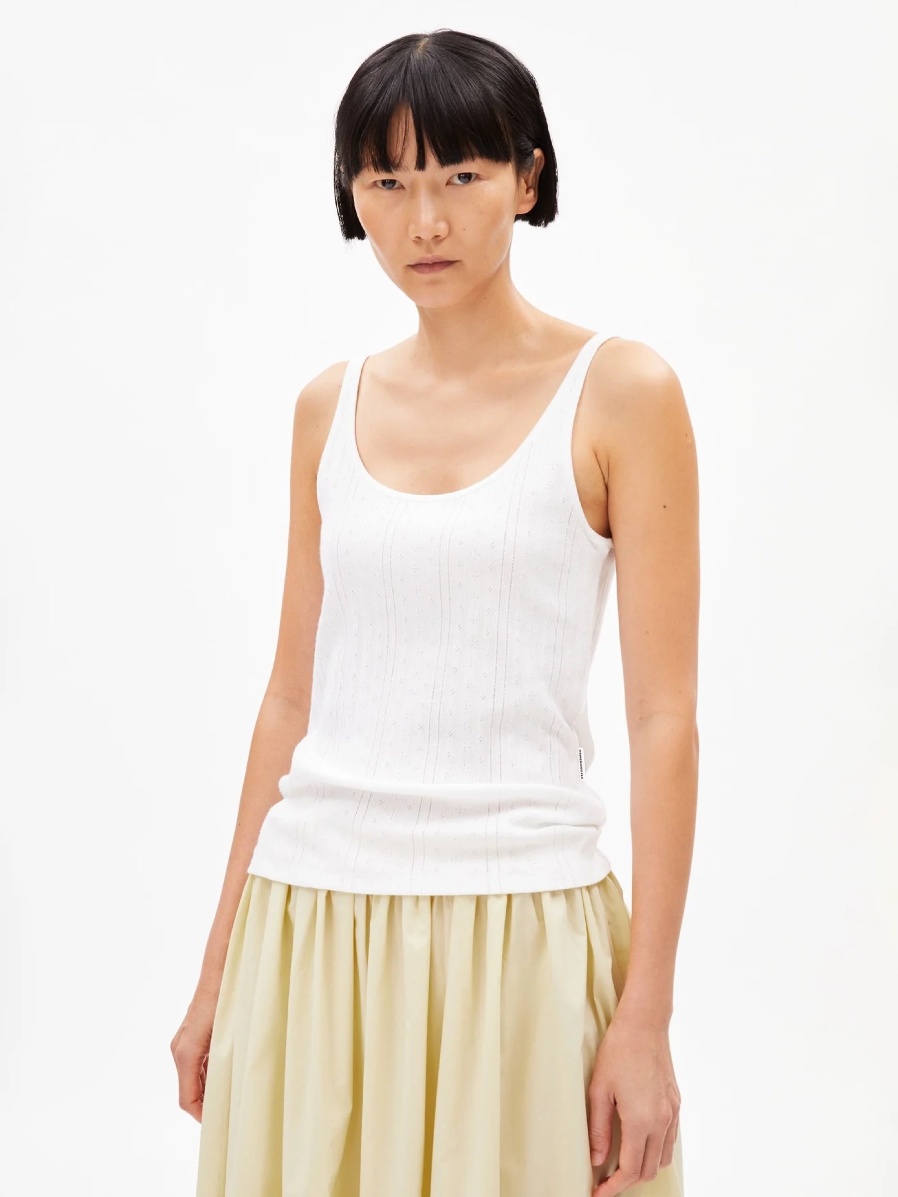 Top Mahelitaa white Armedangels