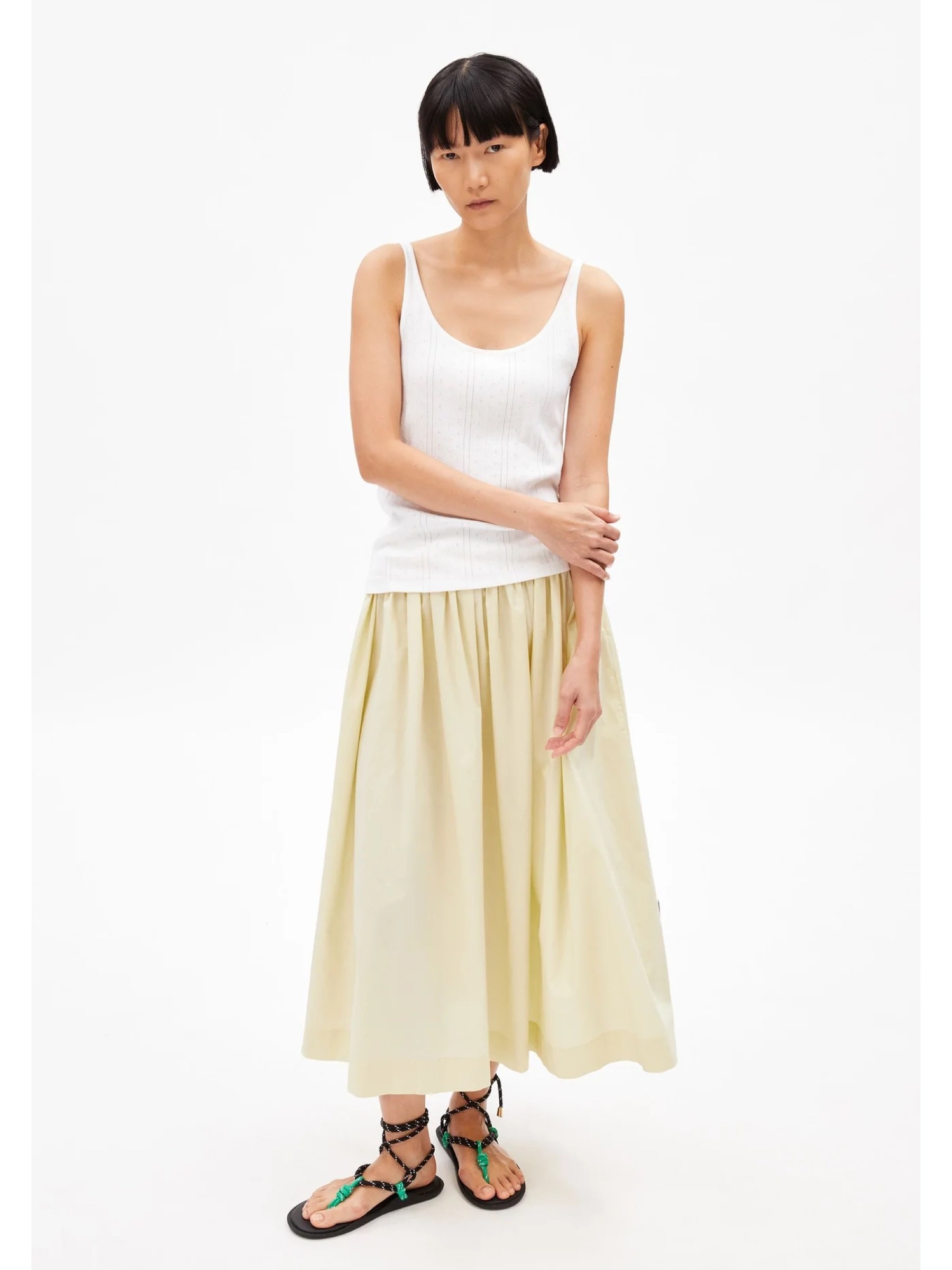 Top Mahelitaa white Armedangels