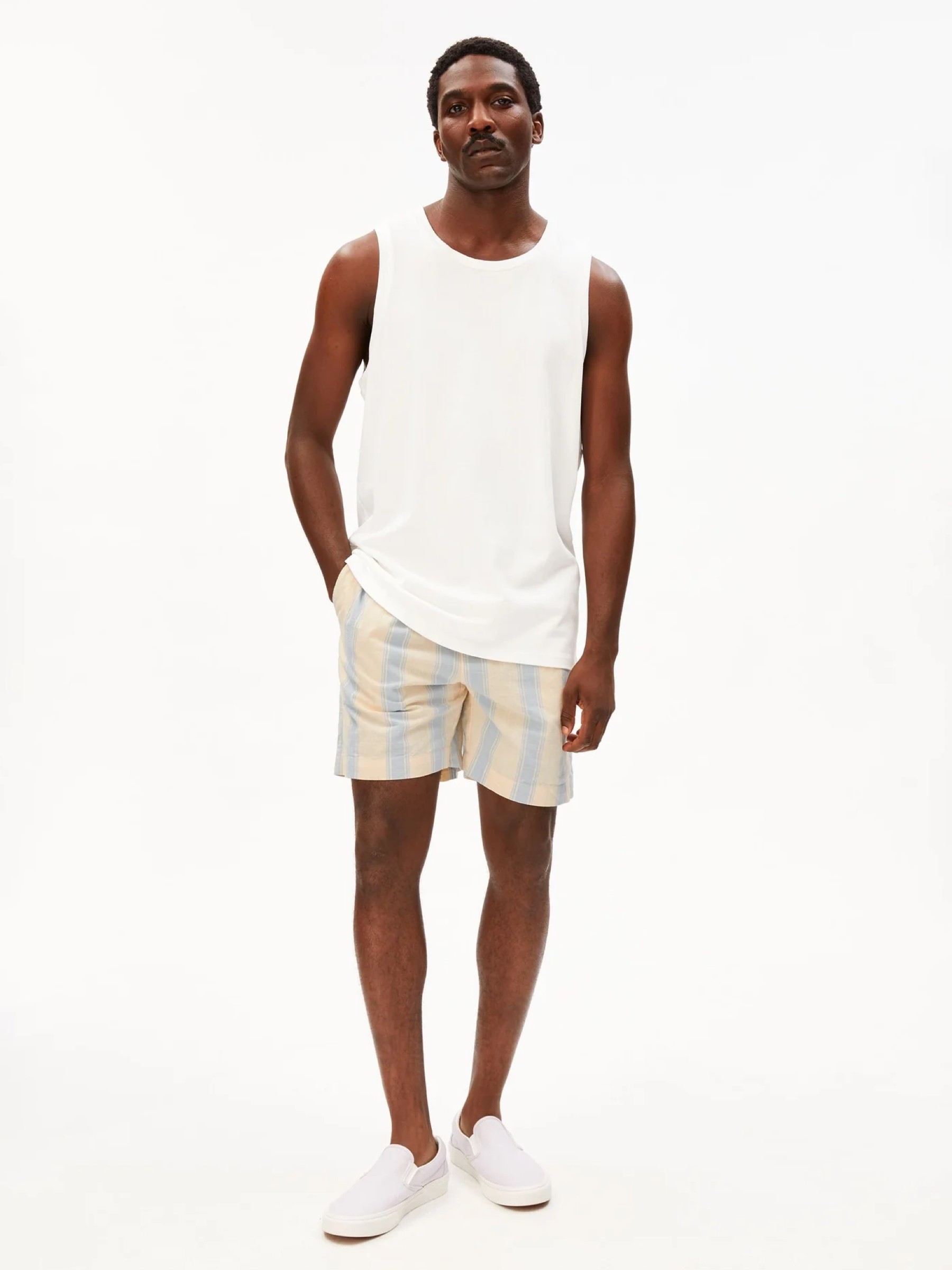 Tanktop Adriaan white Armedangels