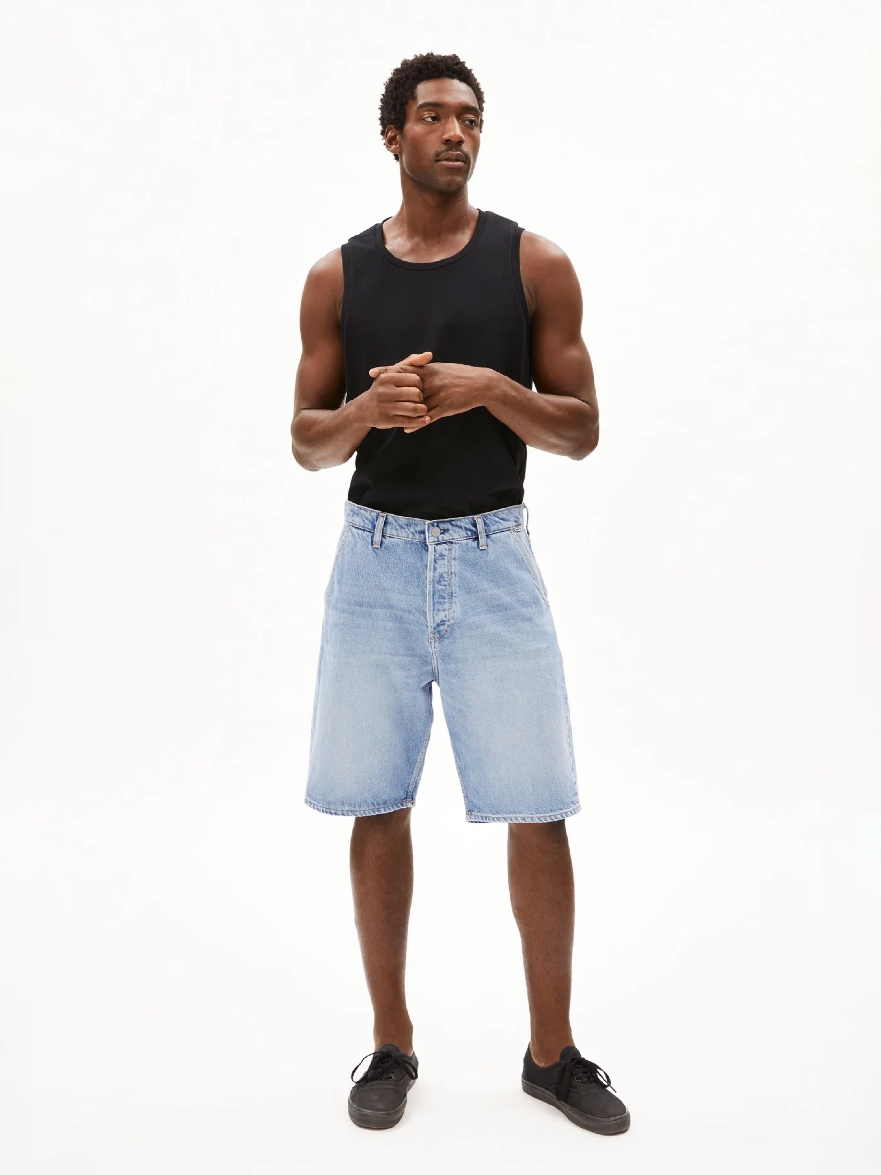 Tanktop Adriaan black Armedangels